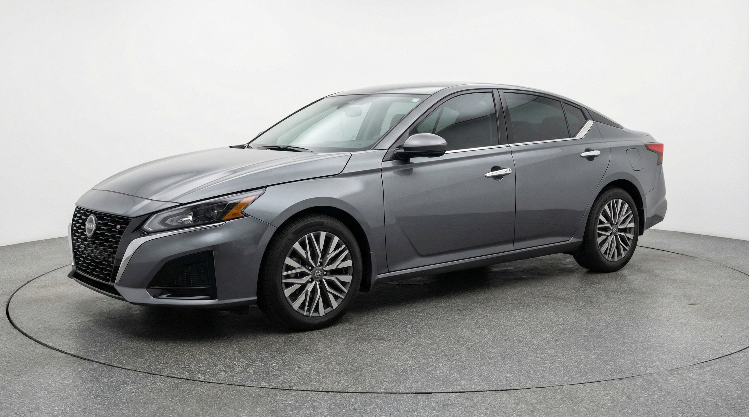 Thumbnail: 2025 Nissan Altima - 3