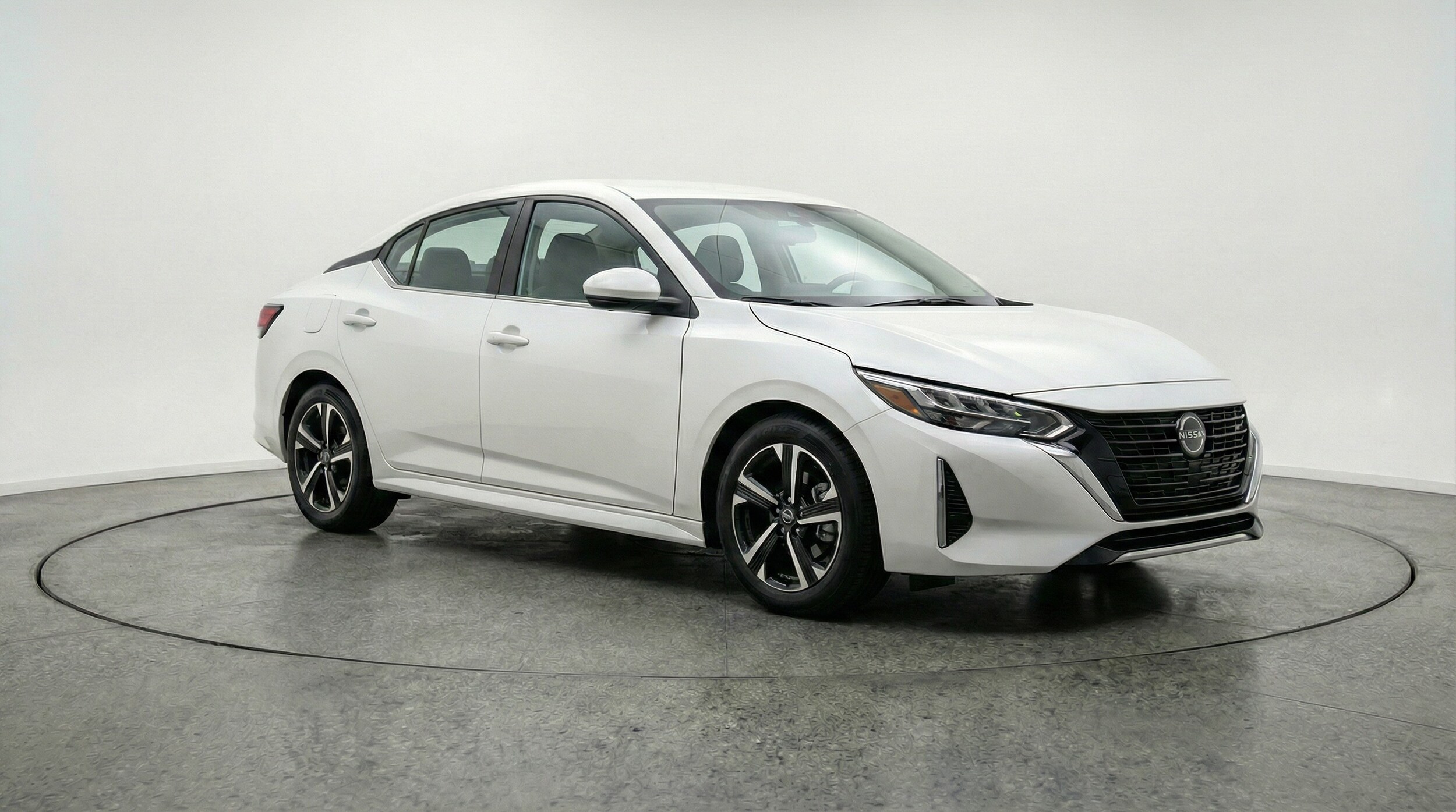 Thumbnail: 2025 Nissan Sentra - 1