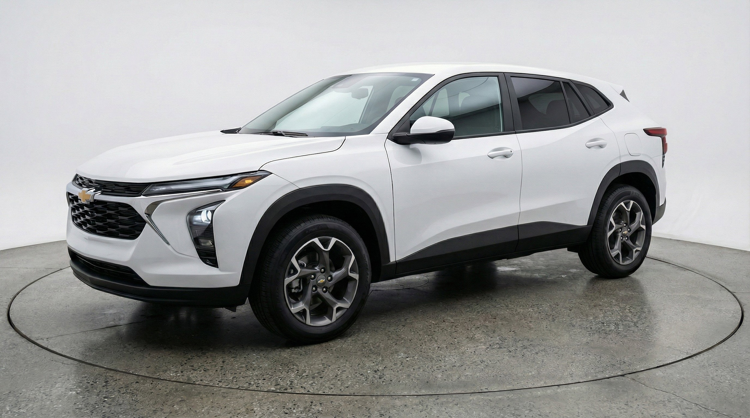 Thumbnail: 2025 Chevrolet Trax - 3