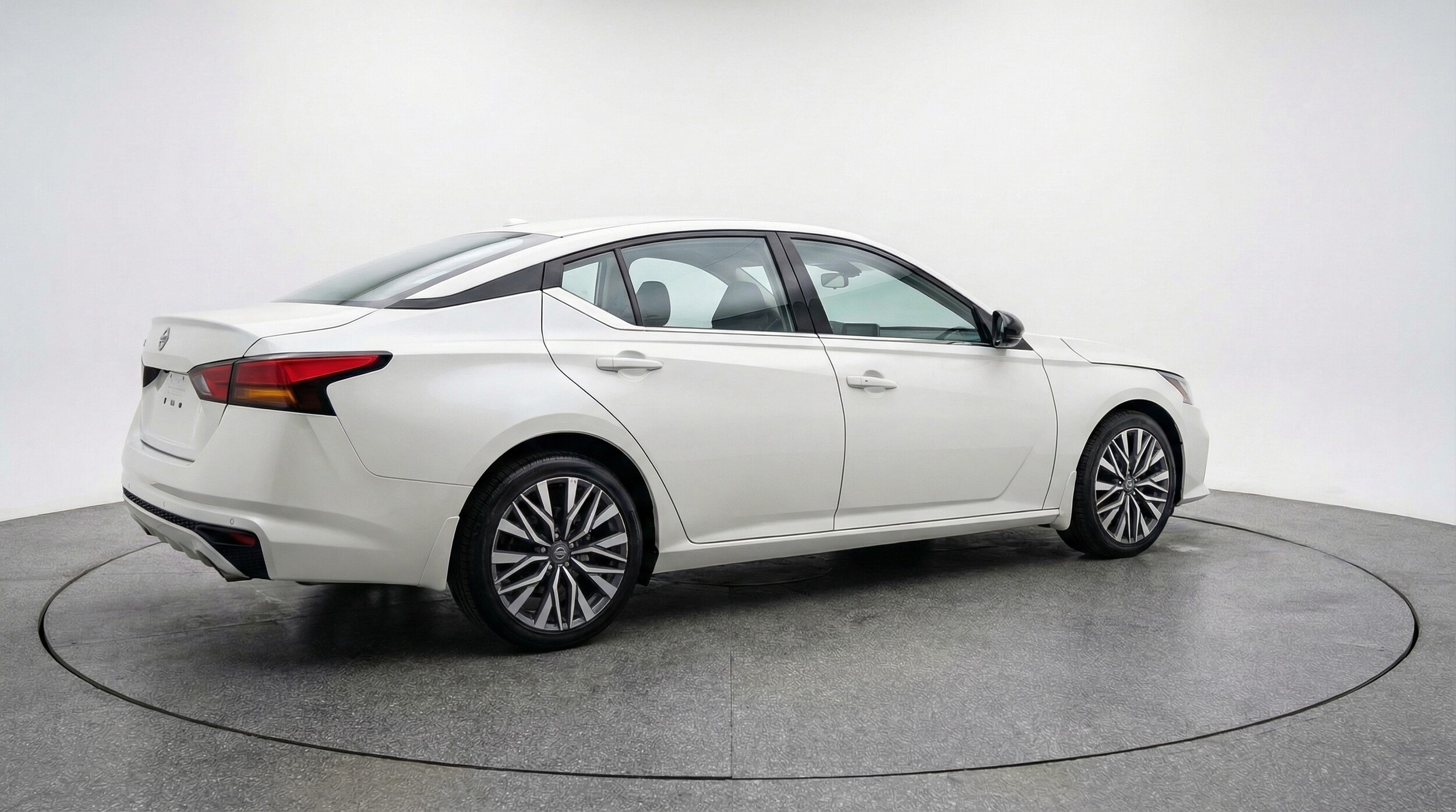 Thumbnail: 2025 Nissan Altima - 7