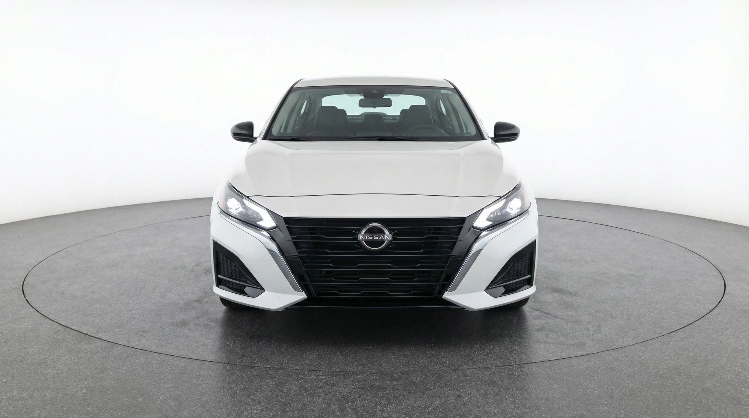 Thumbnail: 2025 Nissan Altima - 2