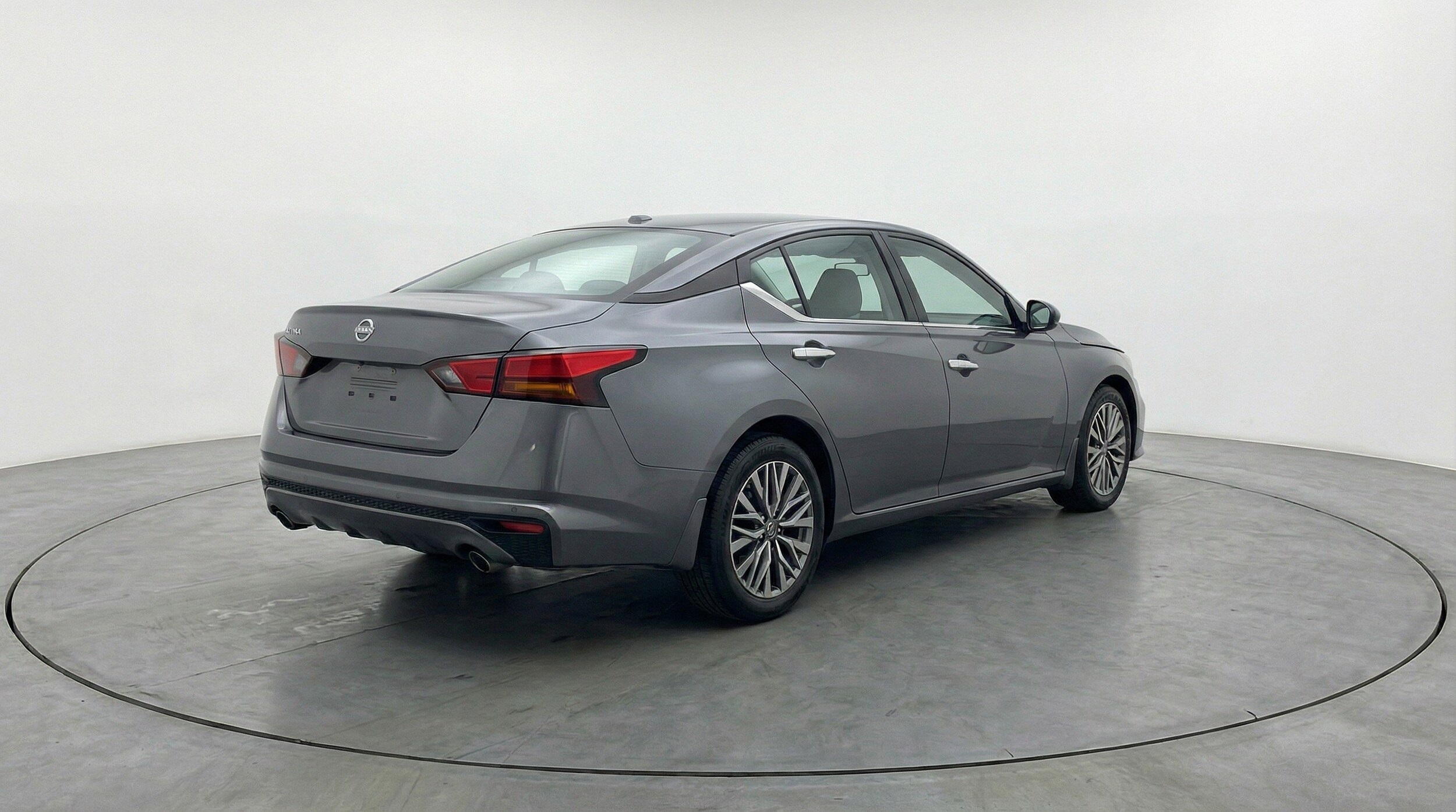 Thumbnail: 2025 Nissan Altima - 9