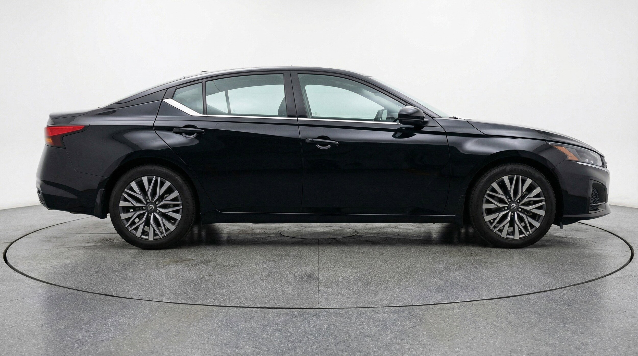 Thumbnail: 2025 Nissan Altima - 11