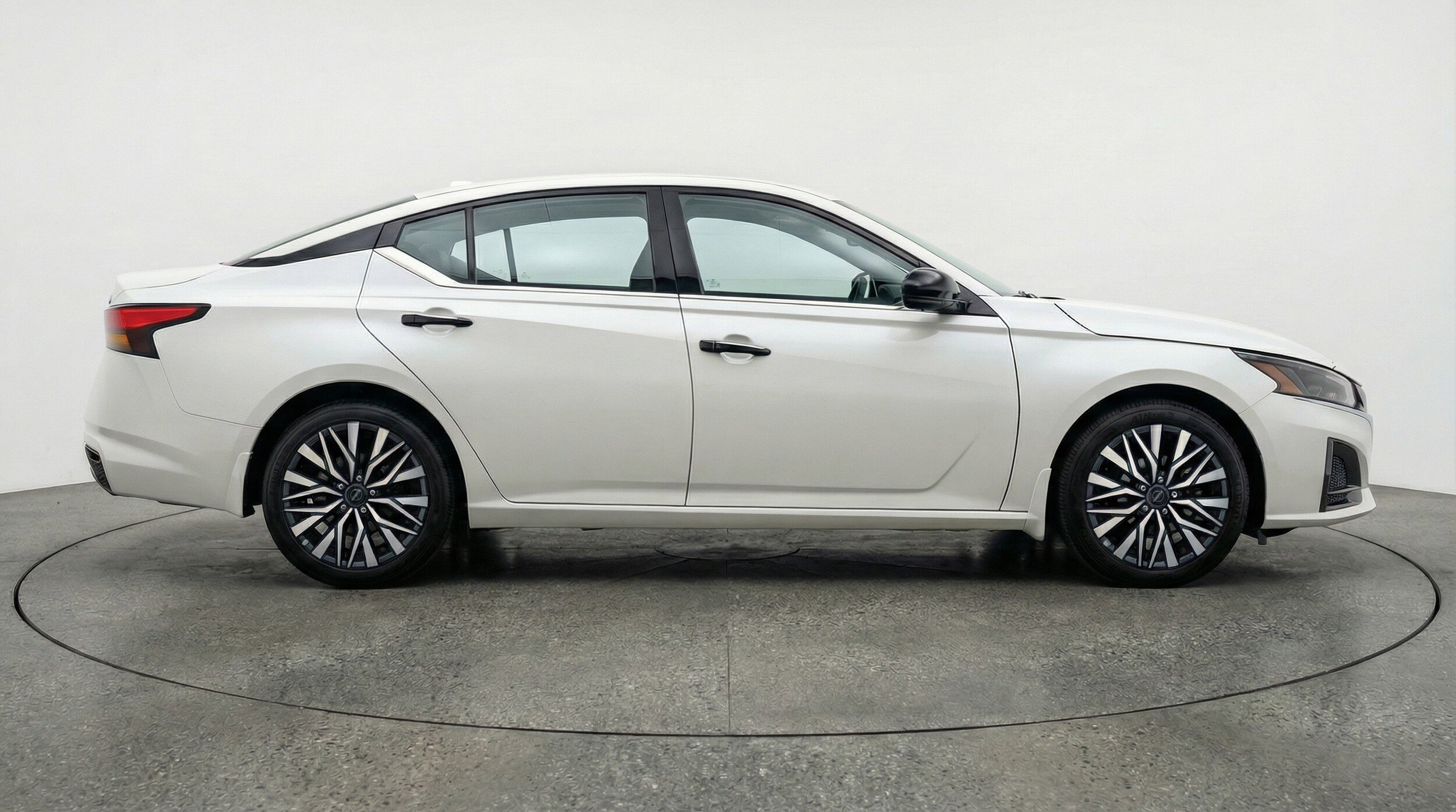 Thumbnail: 2025 Nissan Altima - 11