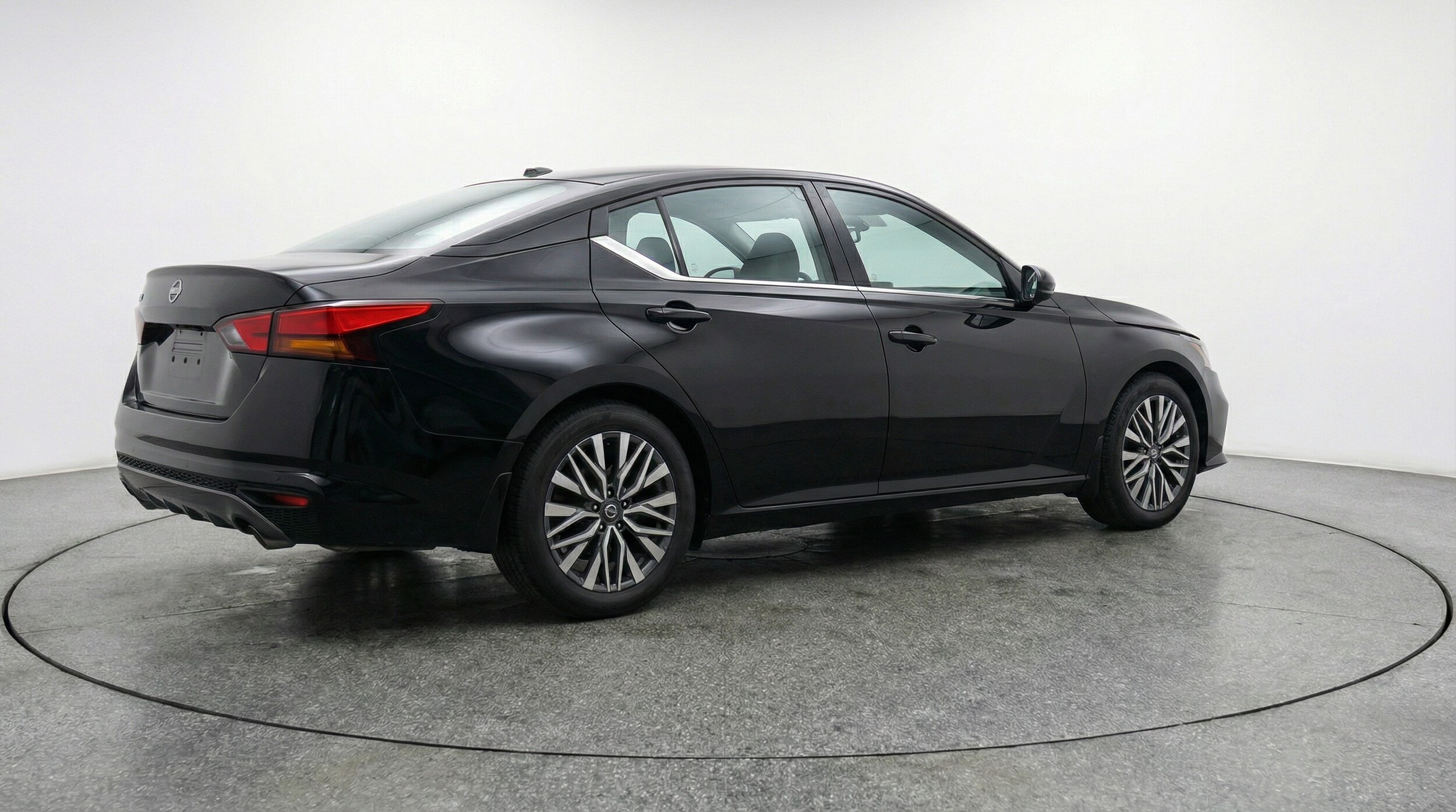 Thumbnail: 2025 Nissan Altima - 7