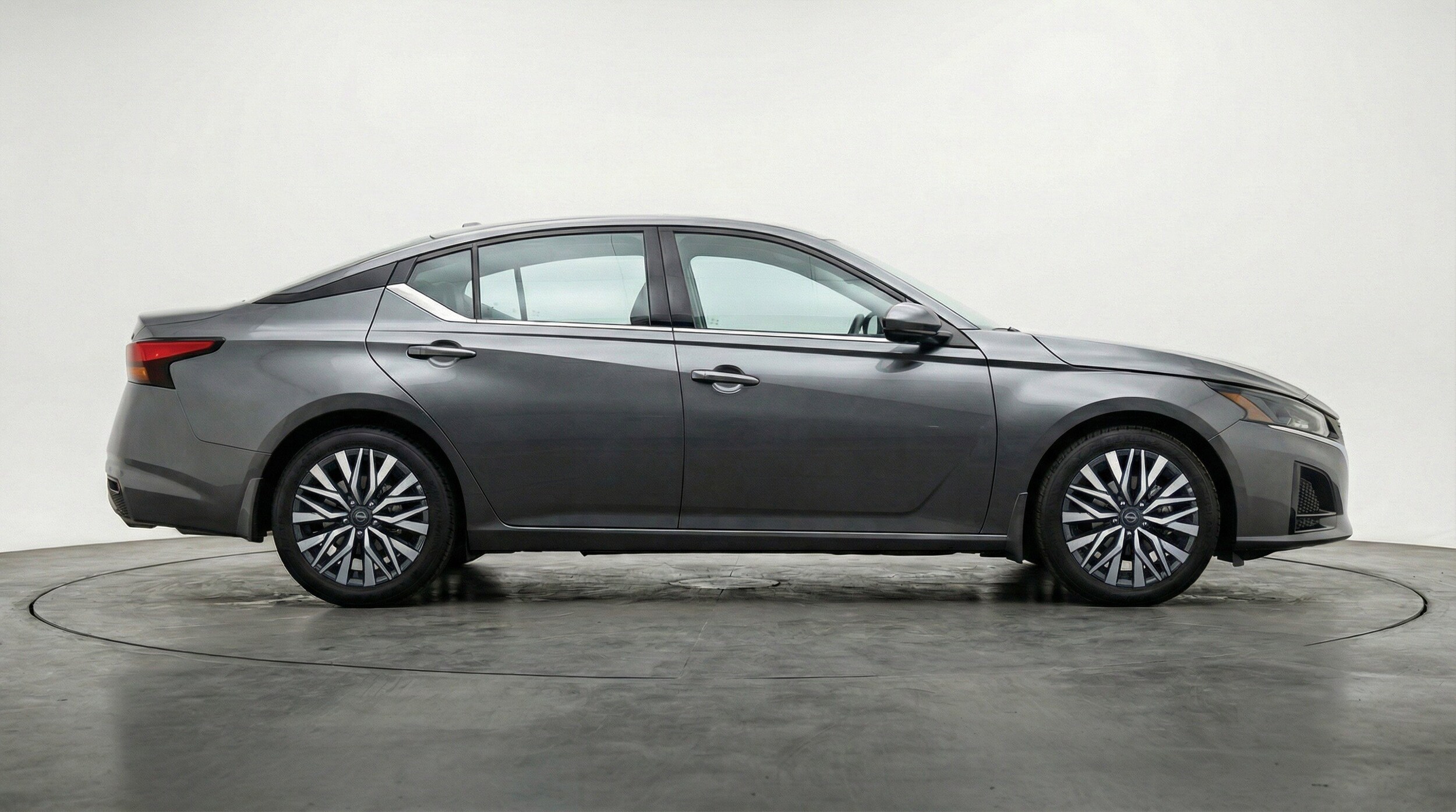 Thumbnail: 2025 Nissan Altima - 11