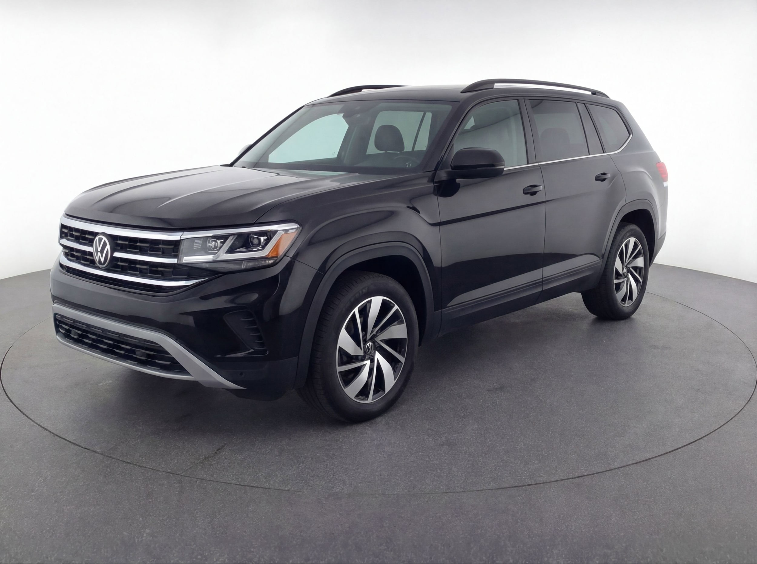 Thumbnail: 2024 Volkswagen Atlas - 3