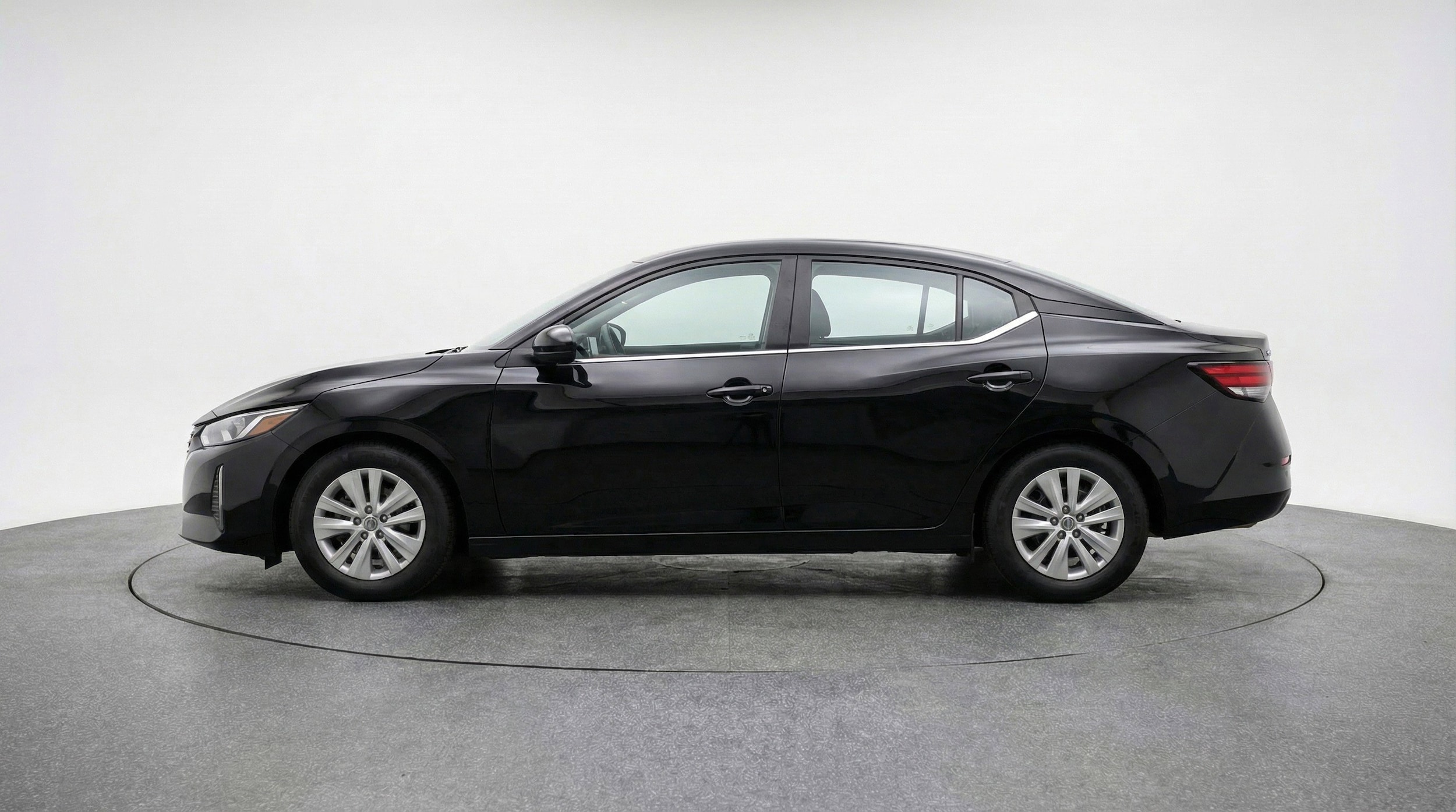 Thumbnail: 2025 Nissan Sentra - 5