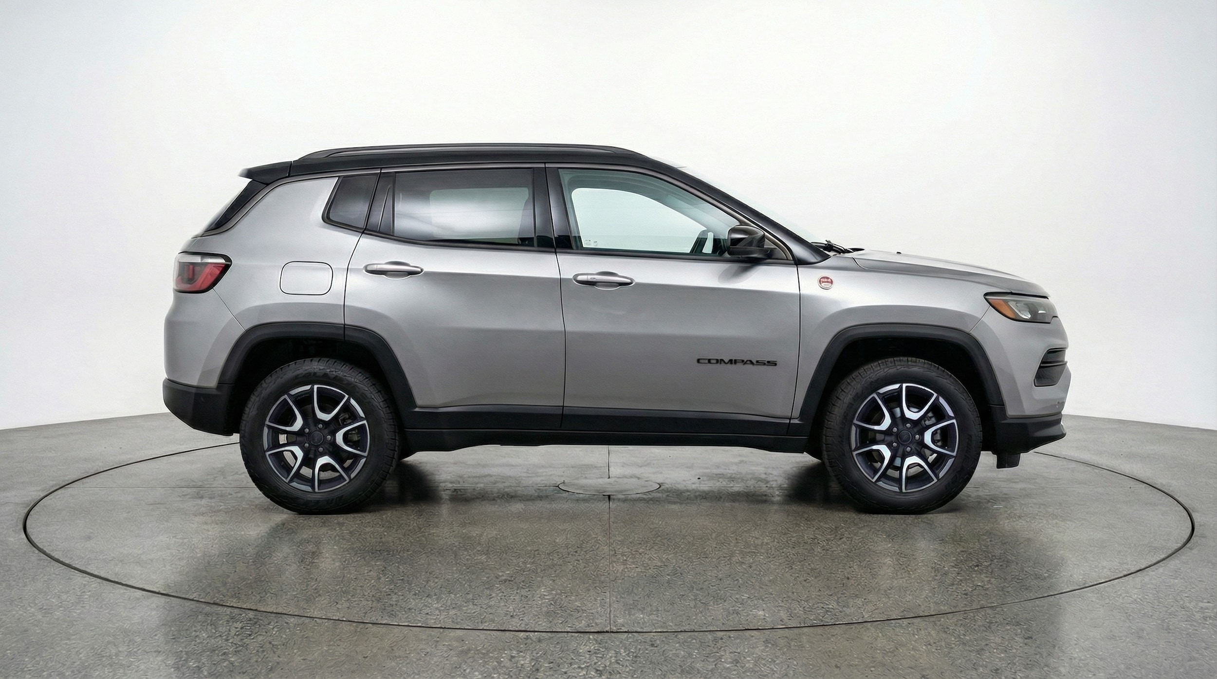 Thumbnail: 2025 Jeep Compass - 8