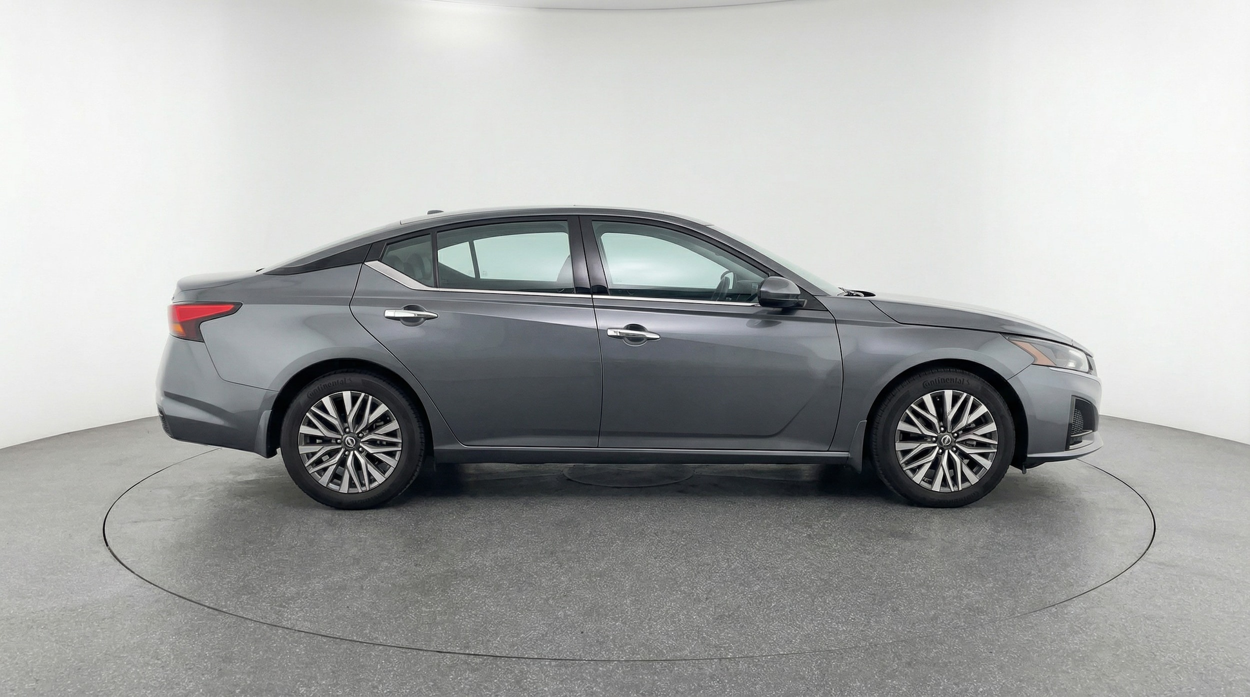 Thumbnail: 2025 Nissan Altima - 8