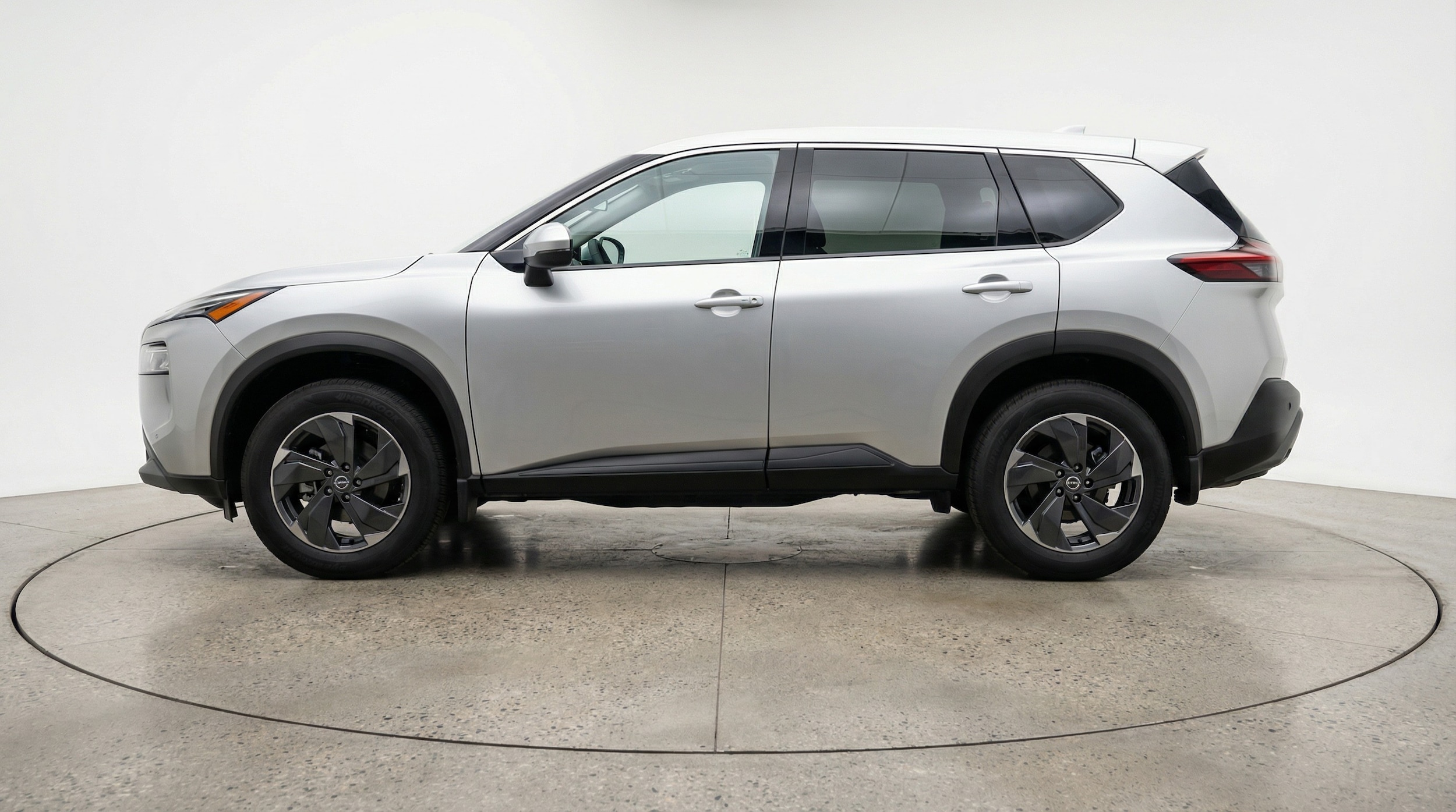 Thumbnail: 2025 Nissan Rogue - 4