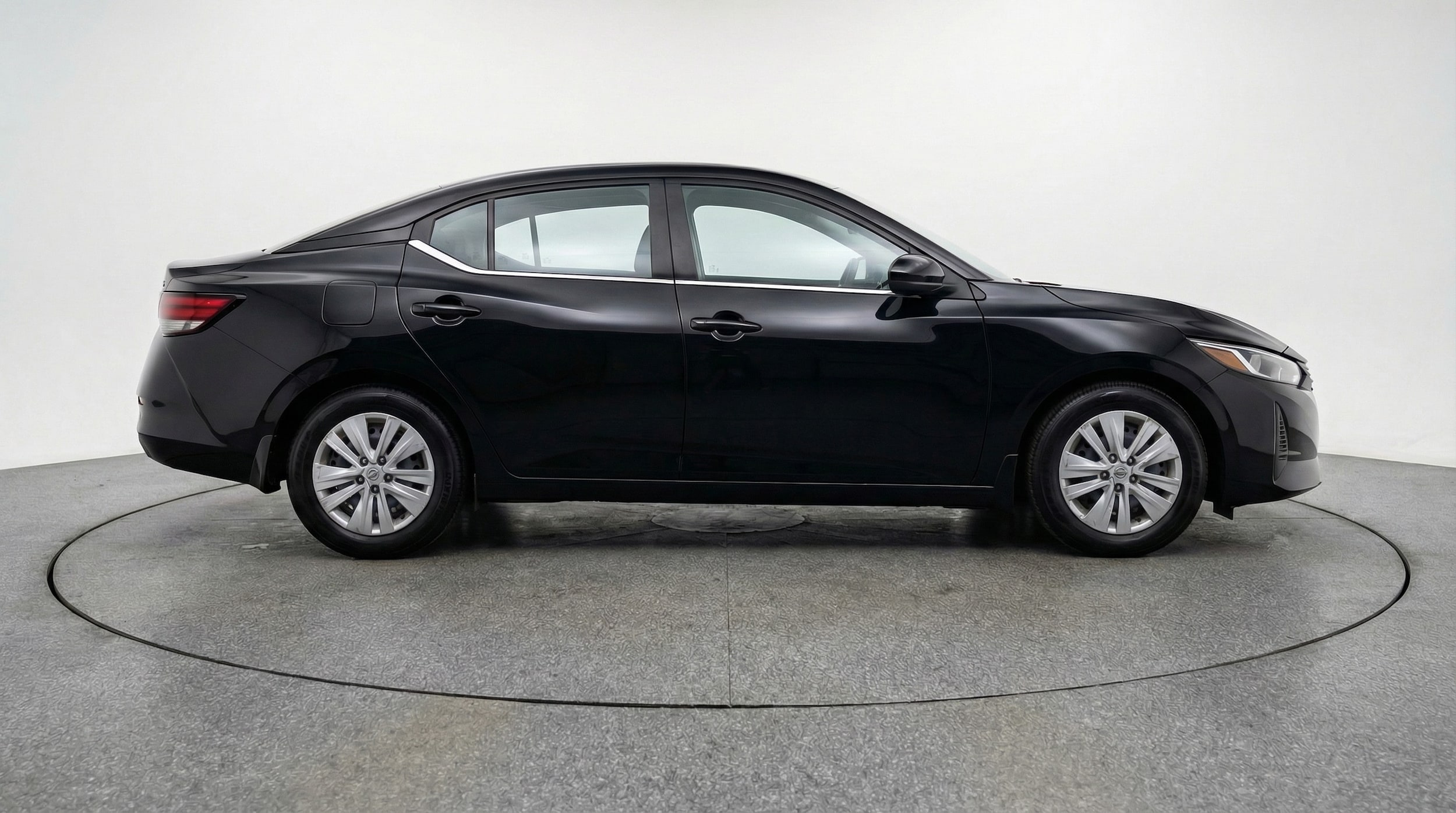 Thumbnail: 2025 Nissan Sentra - 8