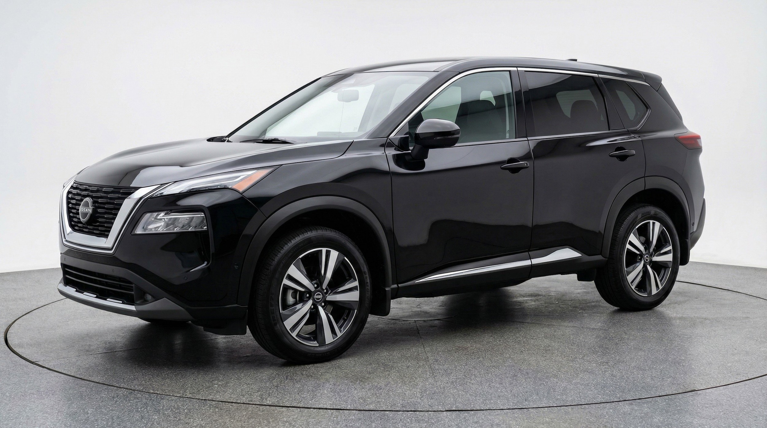 Thumbnail: 2025 Nissan Rogue - 3