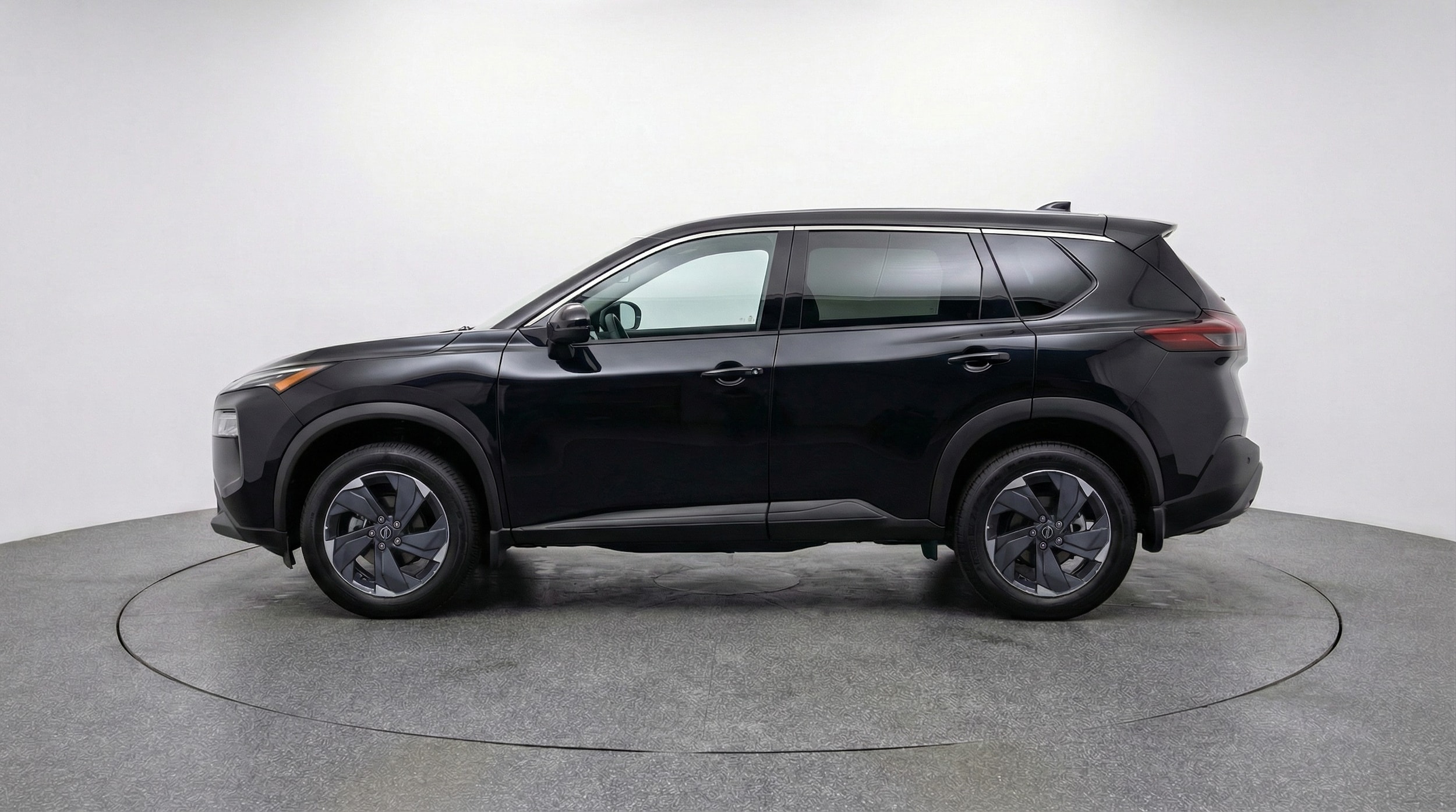 Thumbnail: 2025 Nissan Rogue - 4