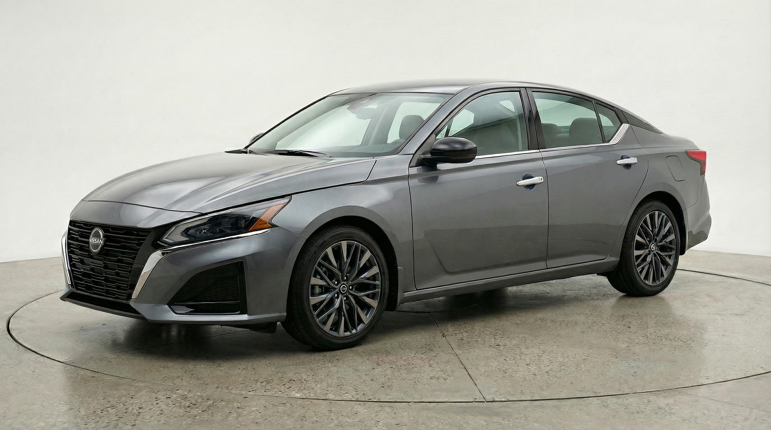 Thumbnail: 2025 Nissan Altima - 3