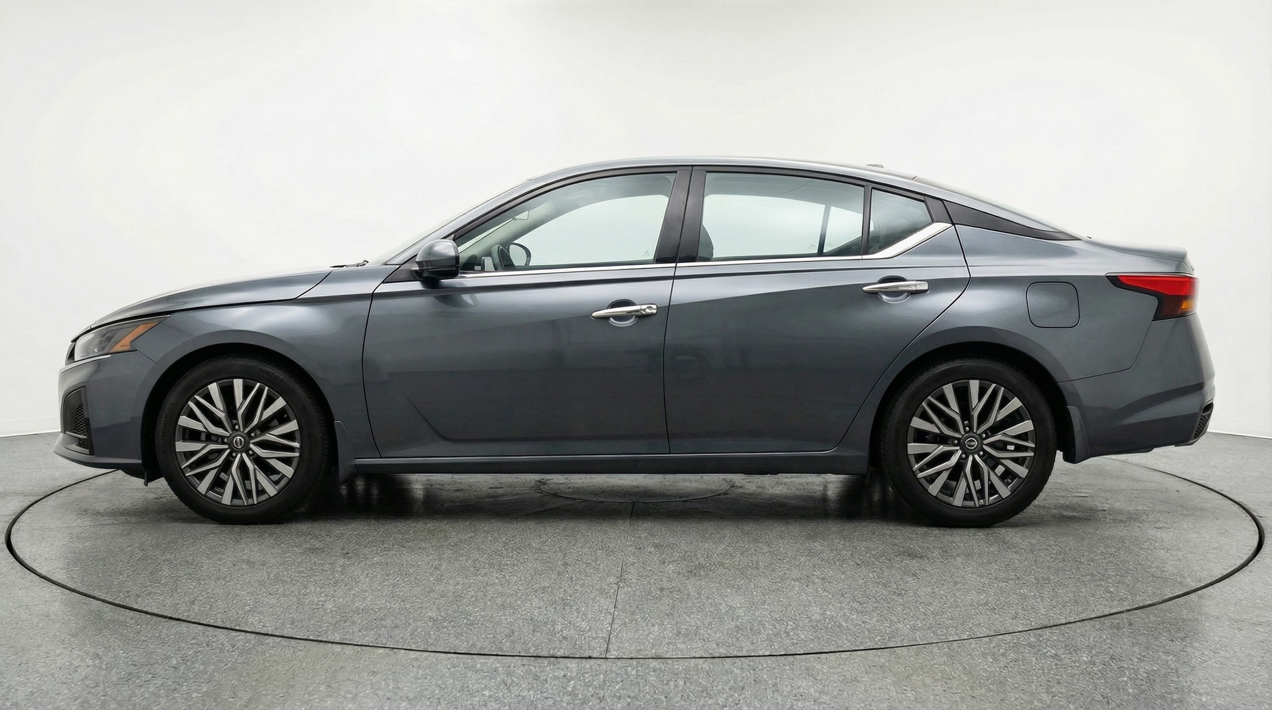 Thumbnail: 2025 Nissan Altima - 4