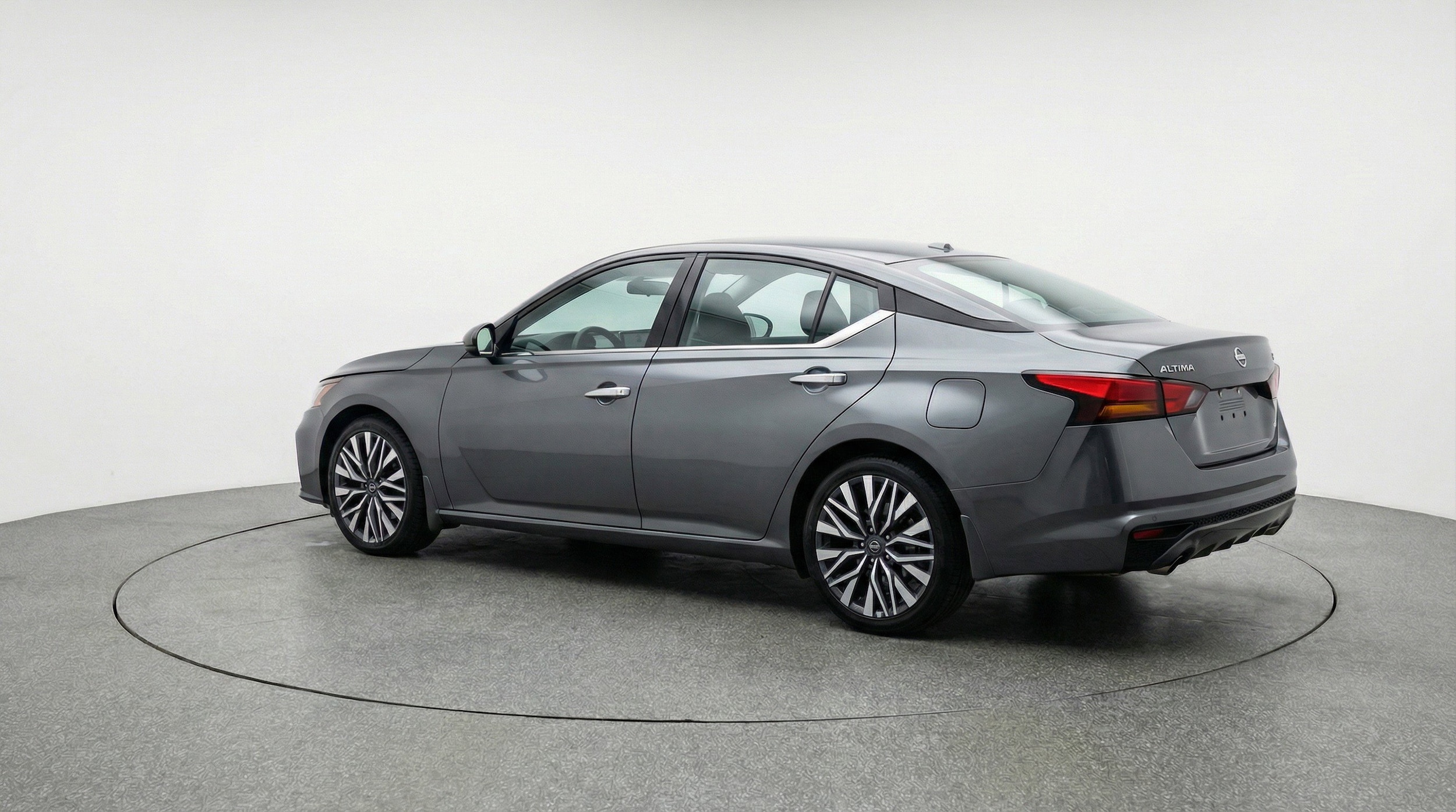 Thumbnail: 2025 Nissan Altima - 6