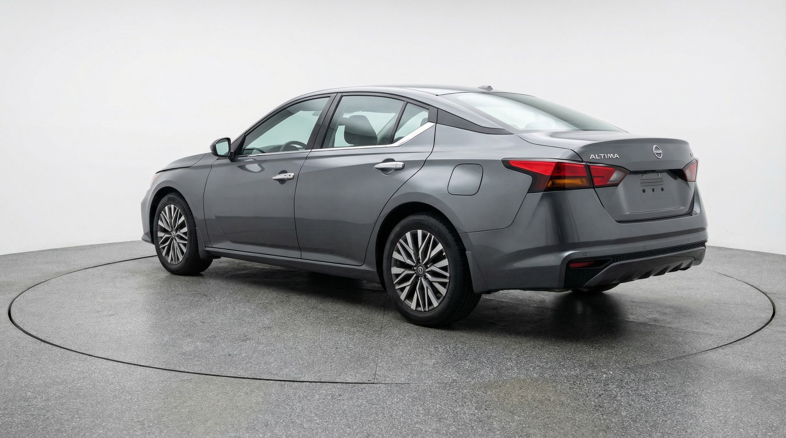 Thumbnail: 2025 Nissan Altima - 5