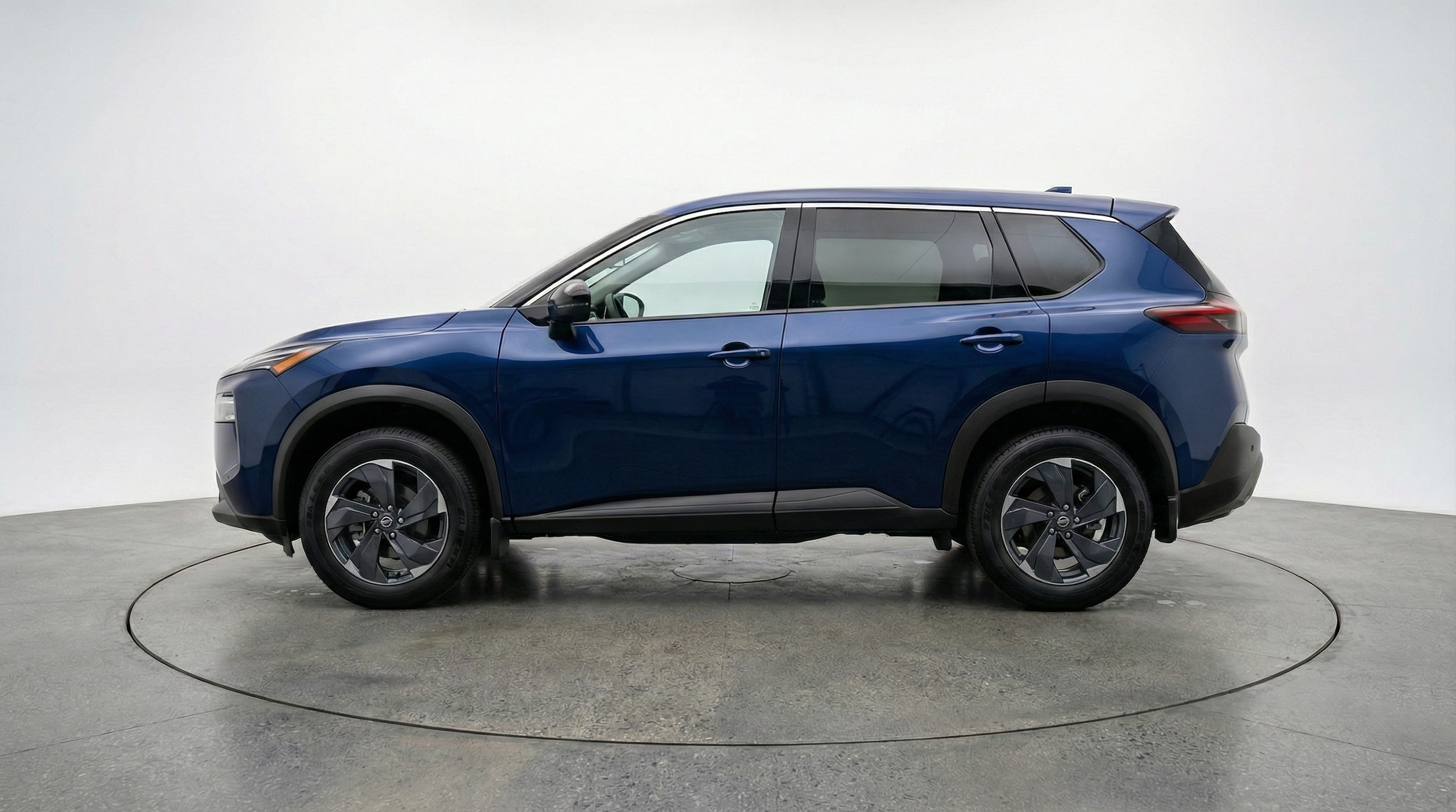 Thumbnail: 2025 Nissan Rogue - 4