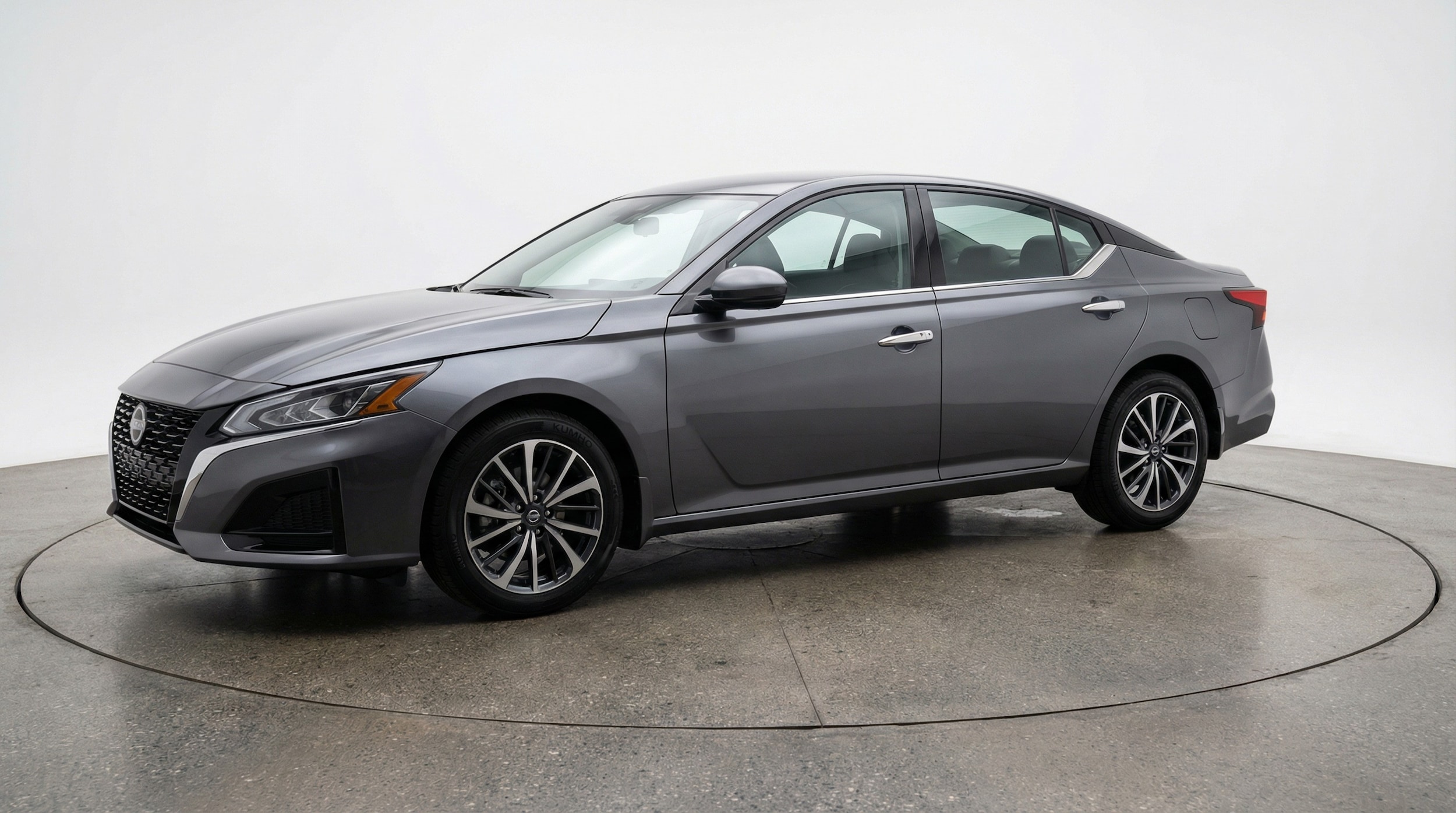 Thumbnail: 2025 Nissan Altima - 3