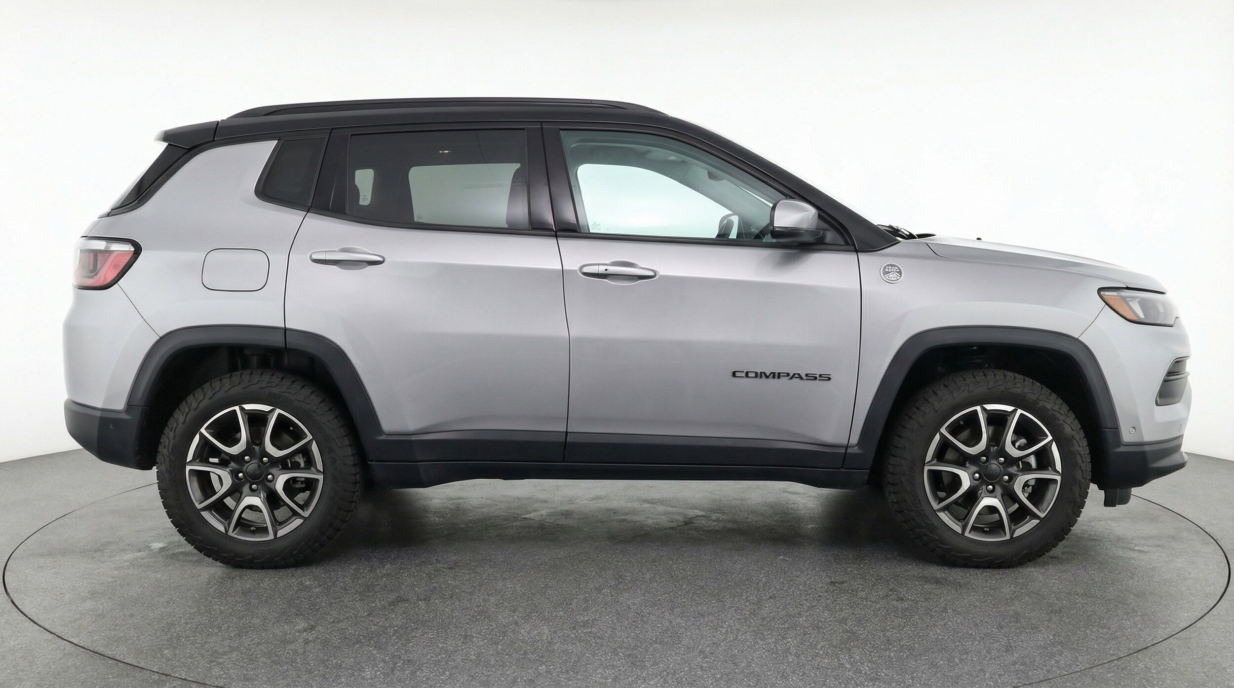 Thumbnail: 2025 Jeep Compass - 11