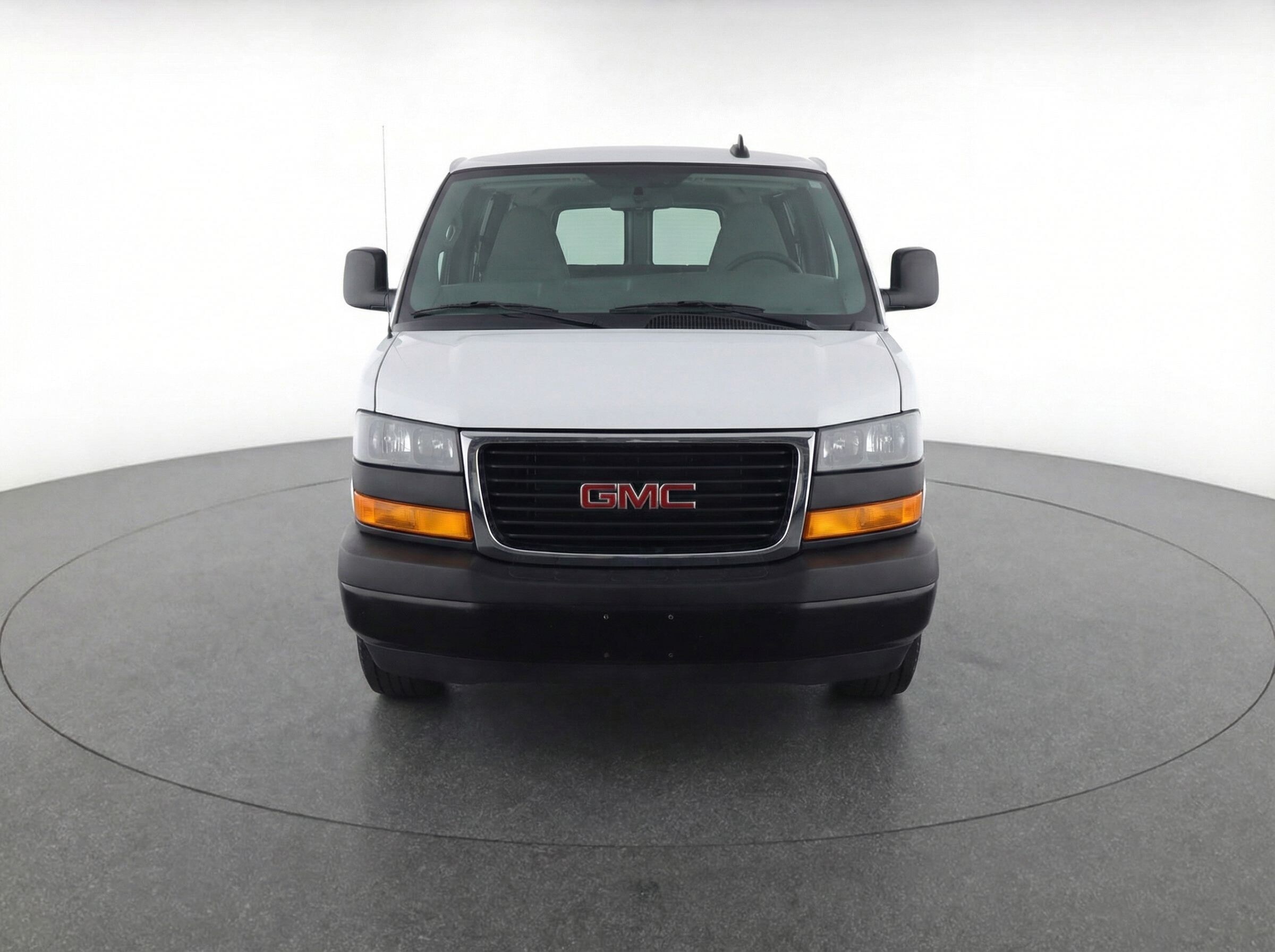 Thumbnail: 2025 GMC Savana - 2