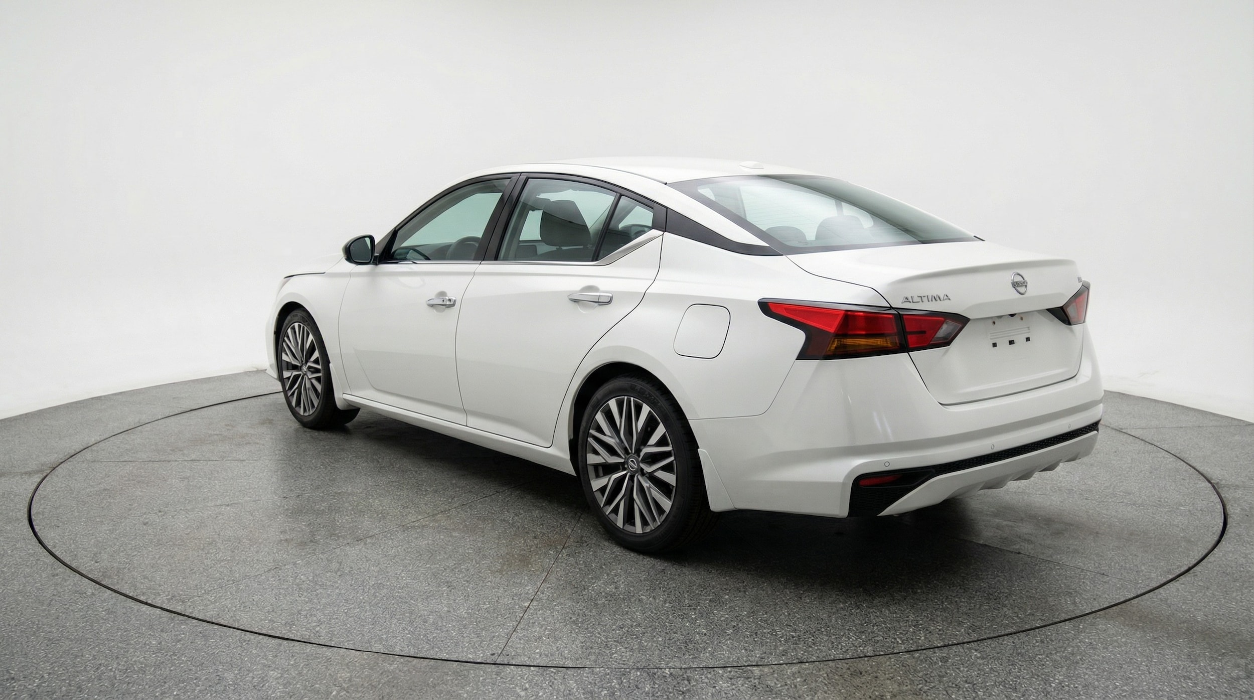 Thumbnail: 2025 Nissan Altima - 5