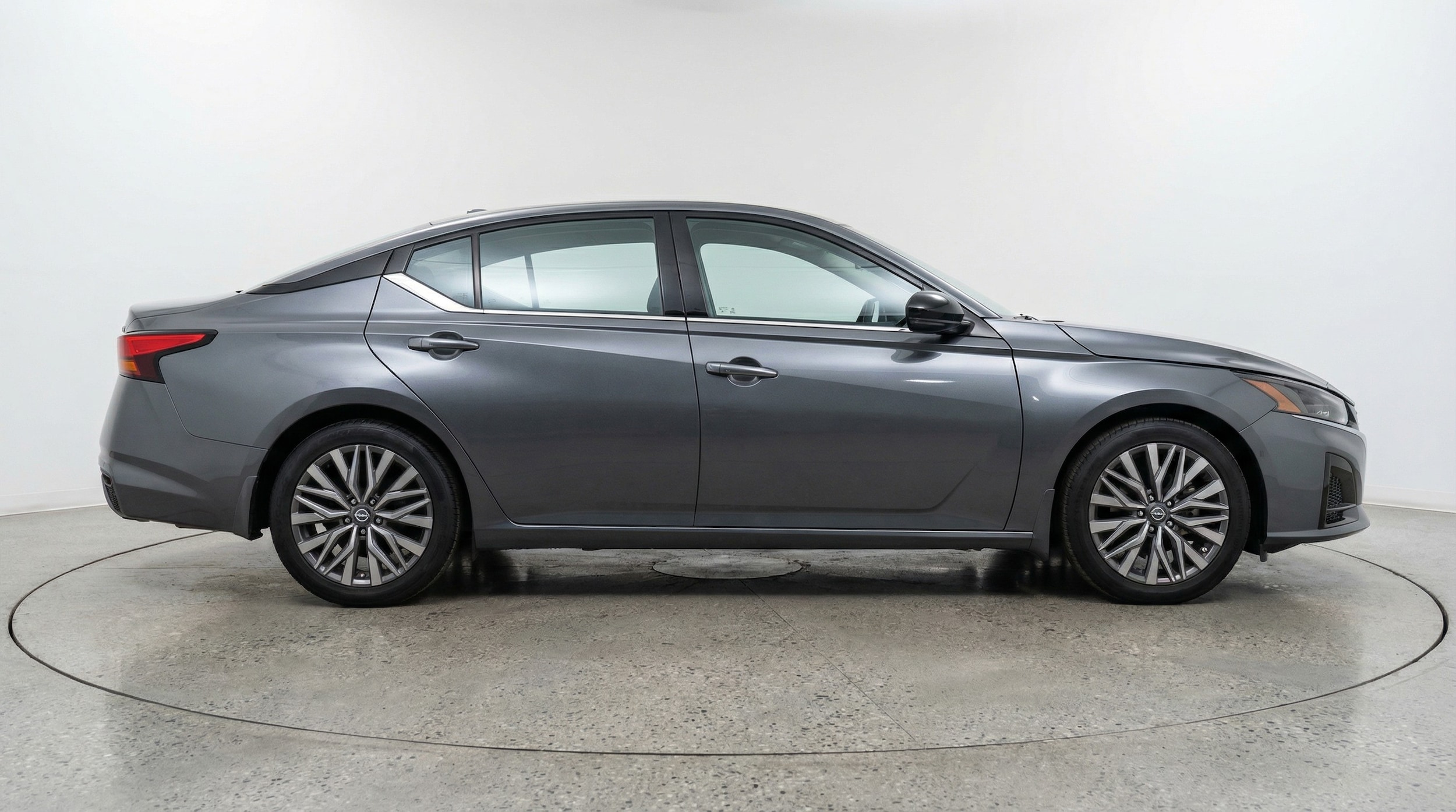 Thumbnail: 2025 Nissan Altima - 8