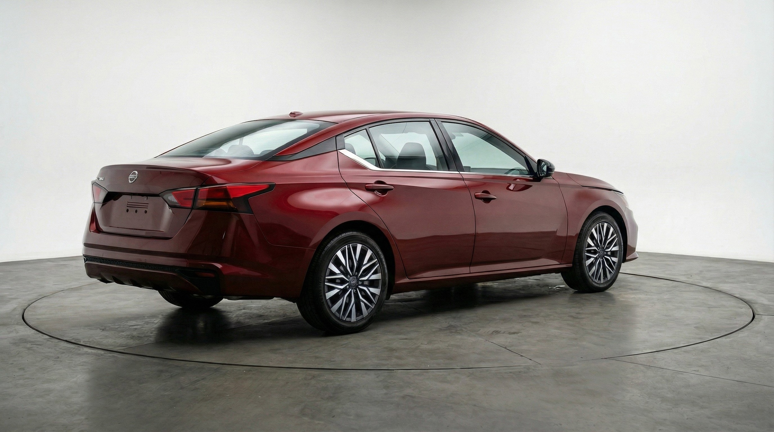 Thumbnail: 2025 Nissan Altima - 9