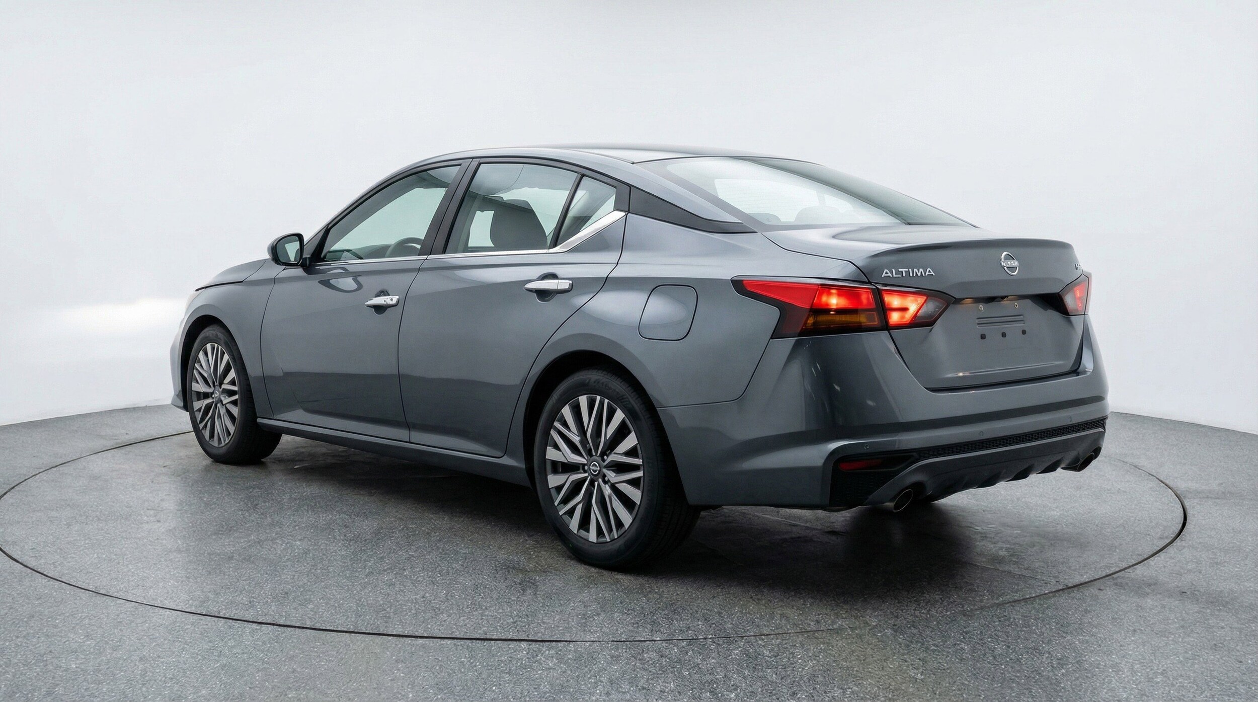 Thumbnail: 2025 Nissan Altima - 6