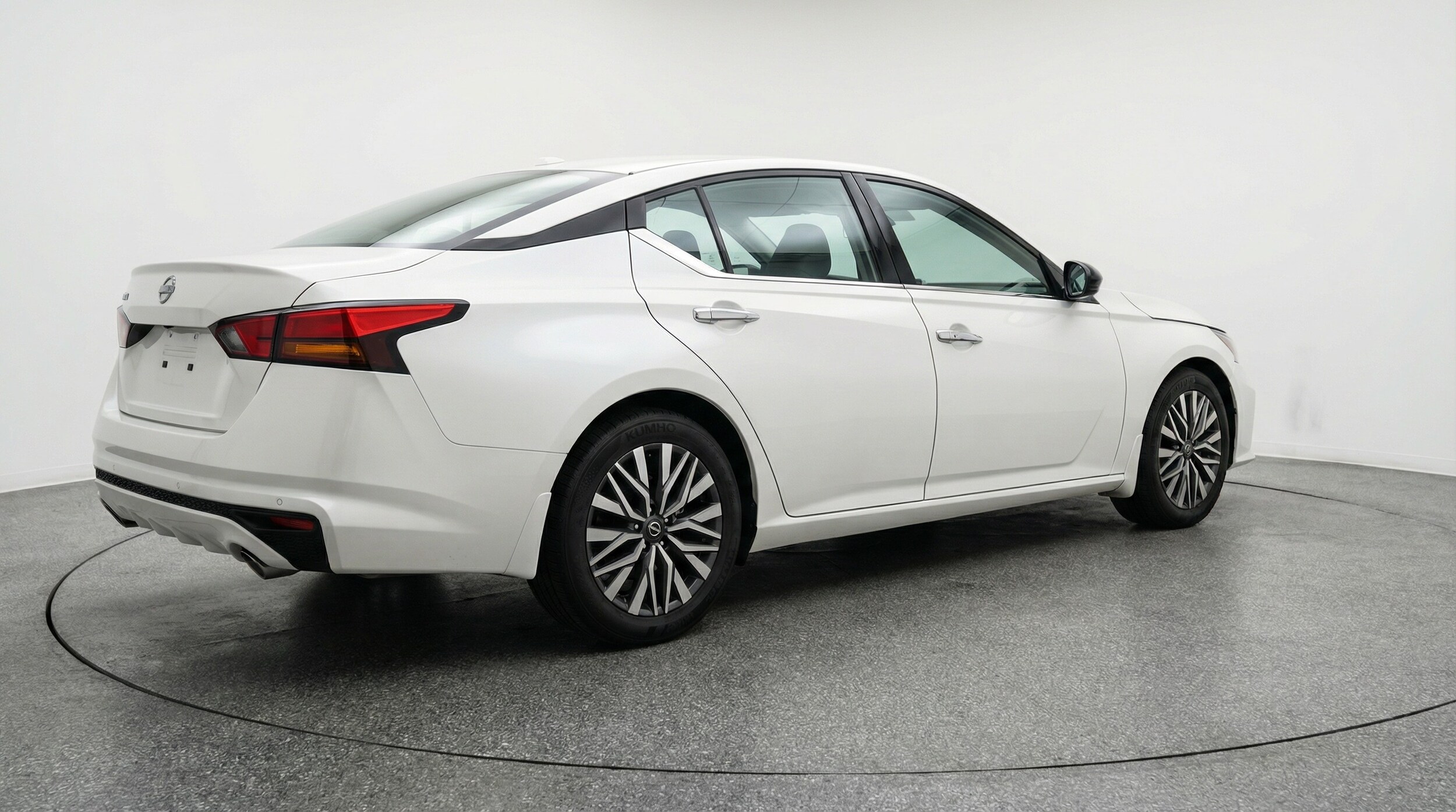 Thumbnail: 2025 Nissan Altima - 7