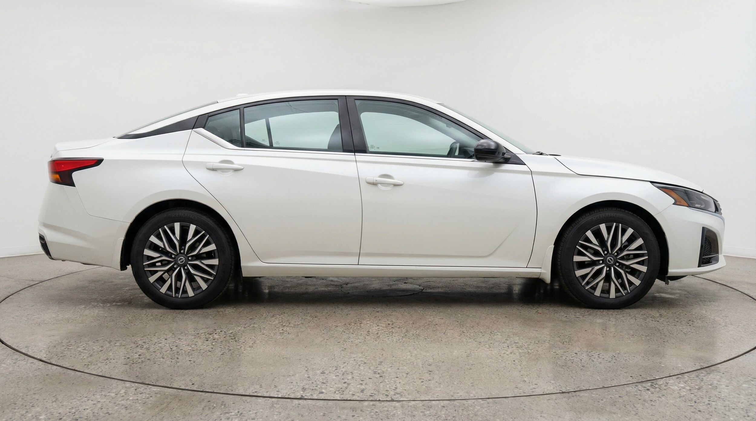 Thumbnail: 2025 Nissan Altima - 8