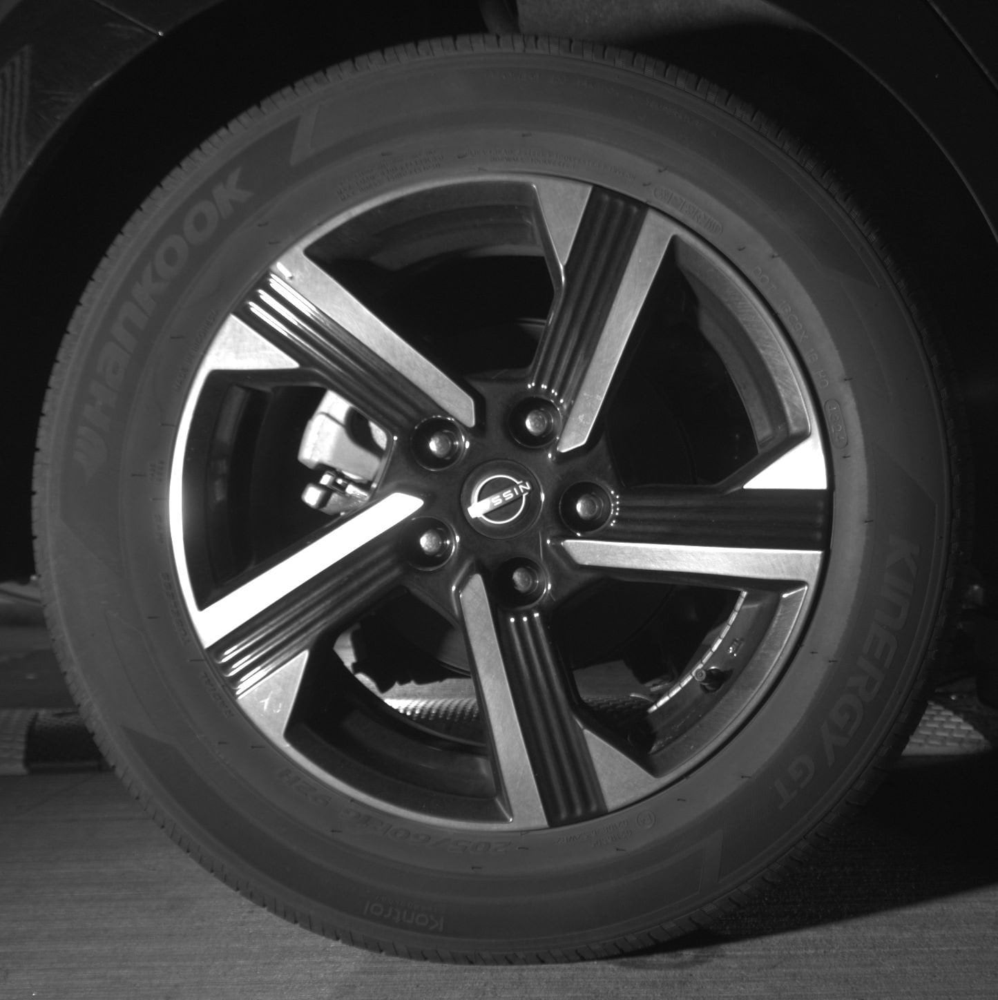 Thumbnail: 2025 Nissan Sentra - 15