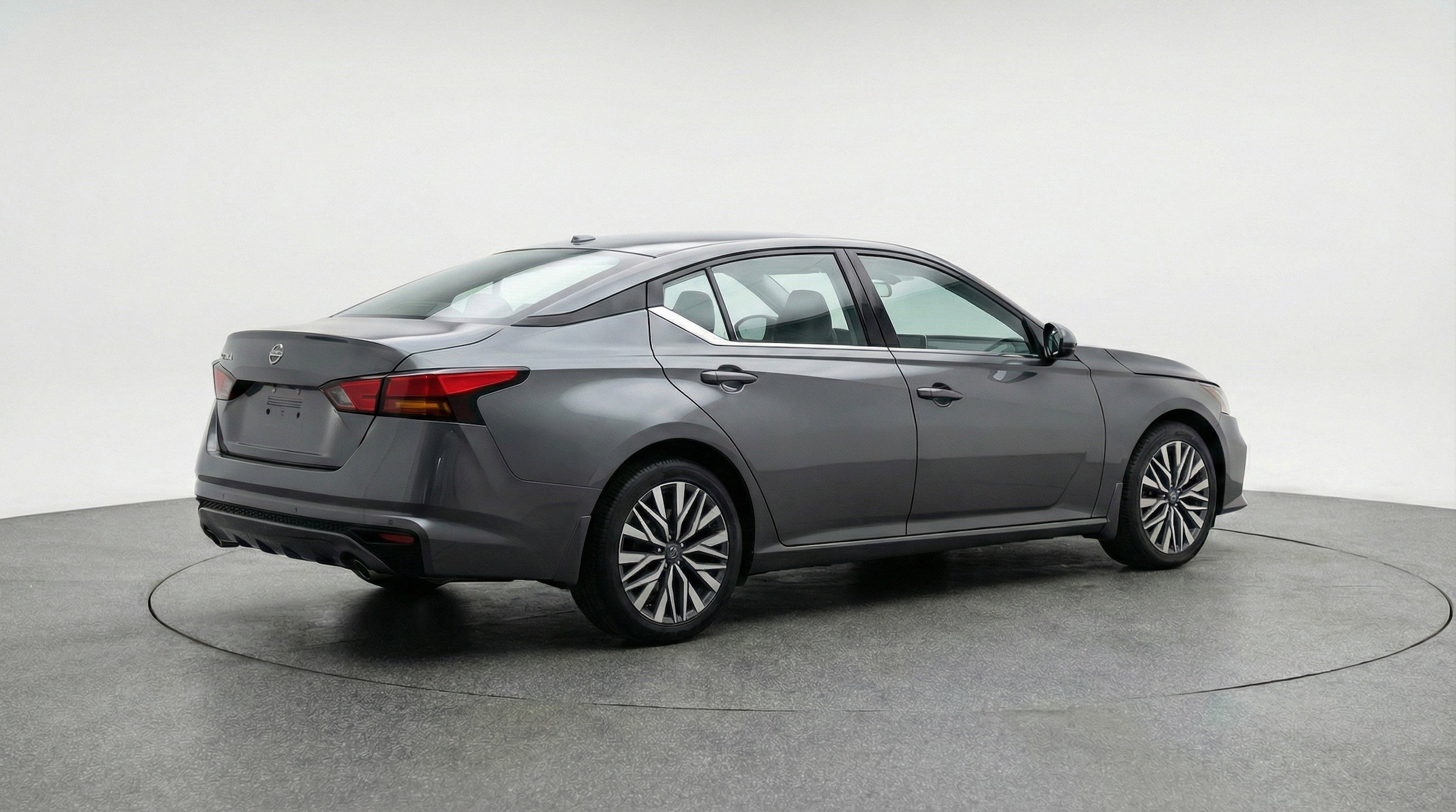 Thumbnail: 2025 Nissan Altima - 9