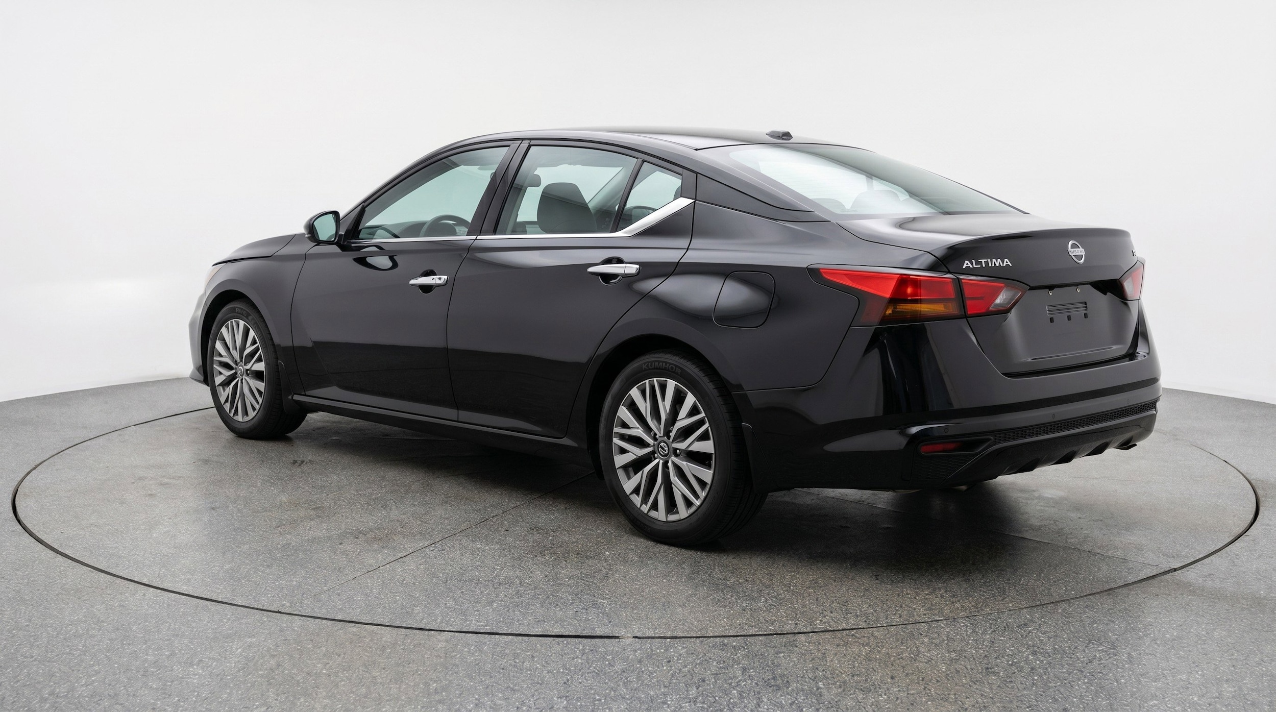 Thumbnail: 2025 Nissan Altima - 6