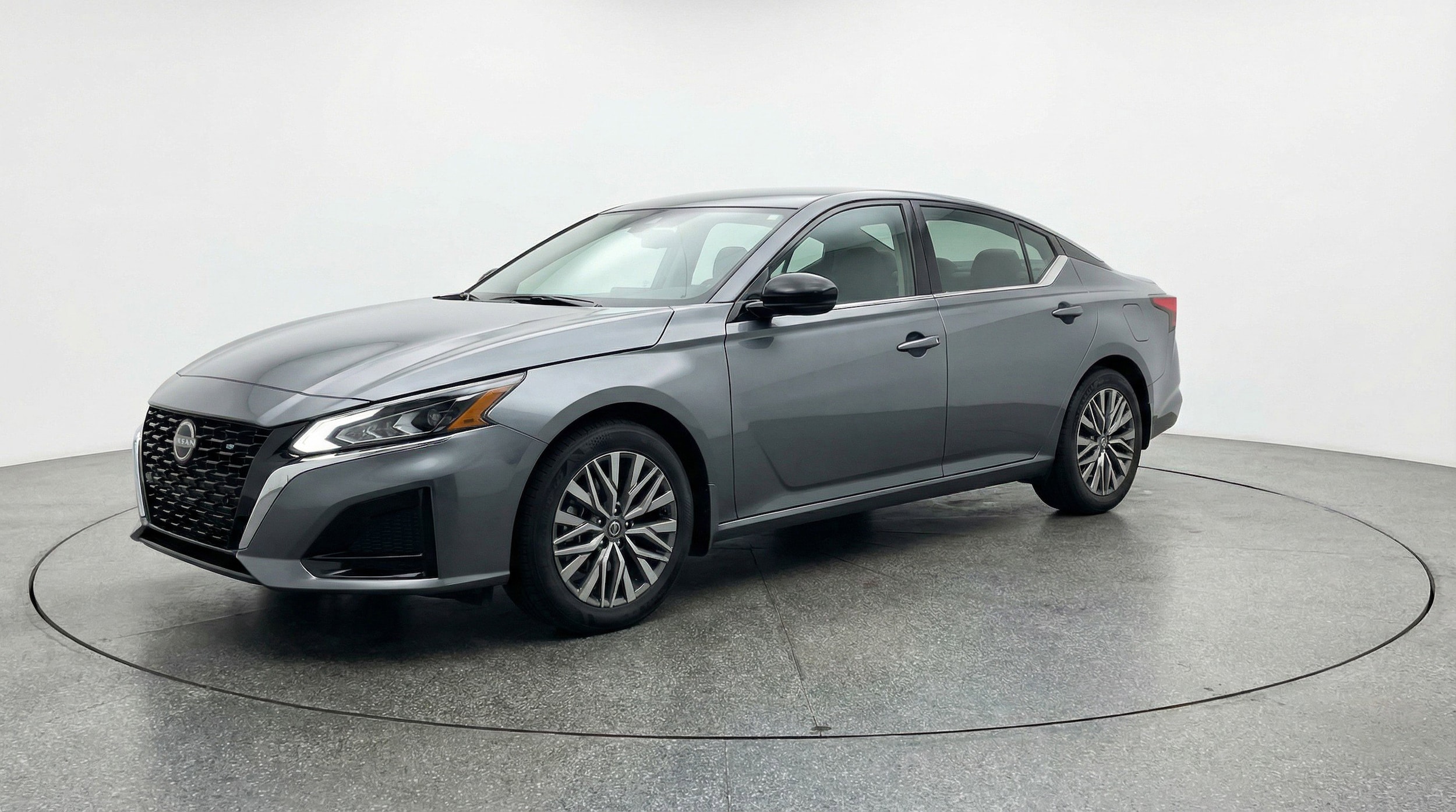 Thumbnail: 2025 Nissan Altima - 3