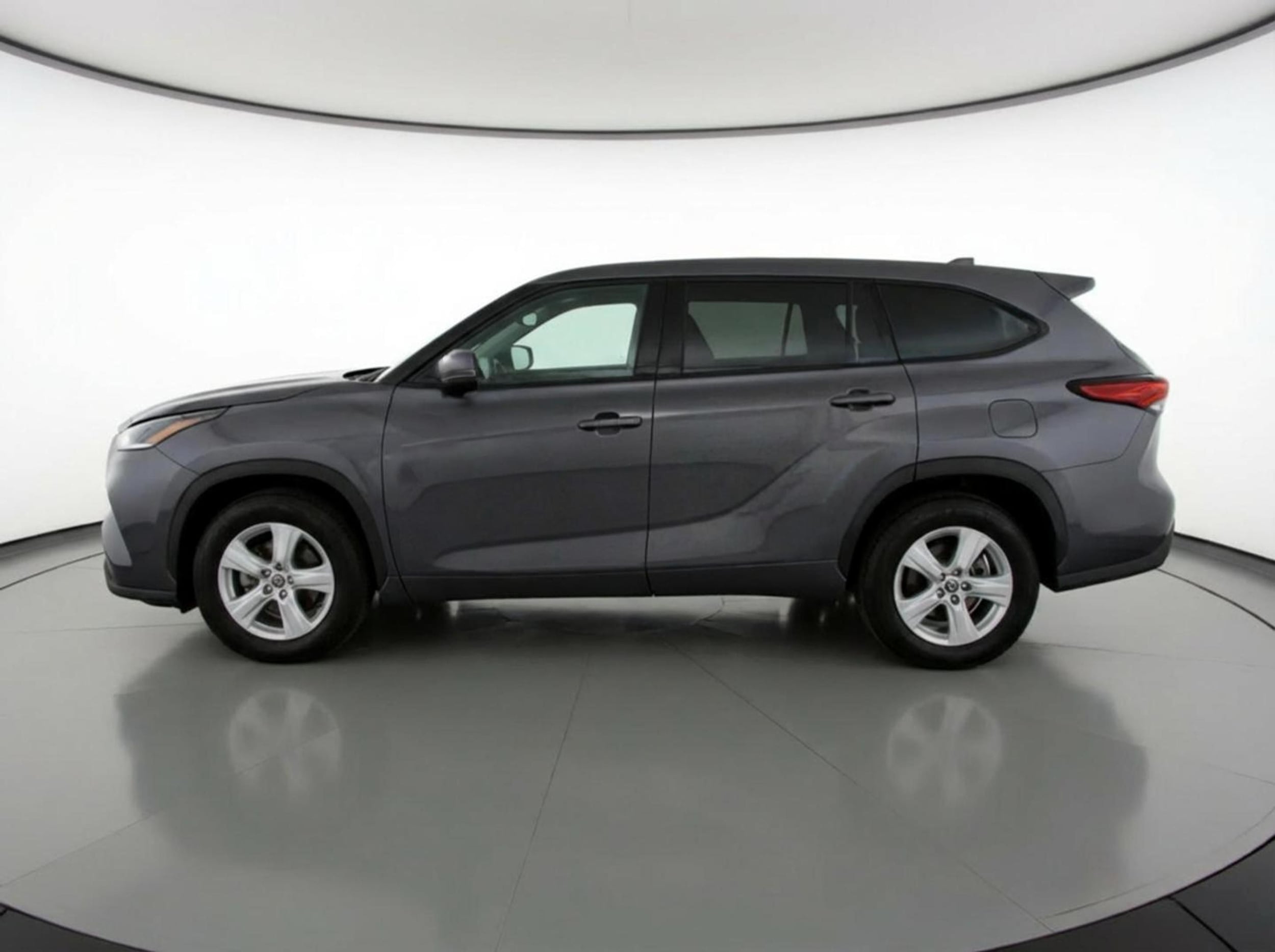 Thumbnail: 2025 Toyota Highlander - 4