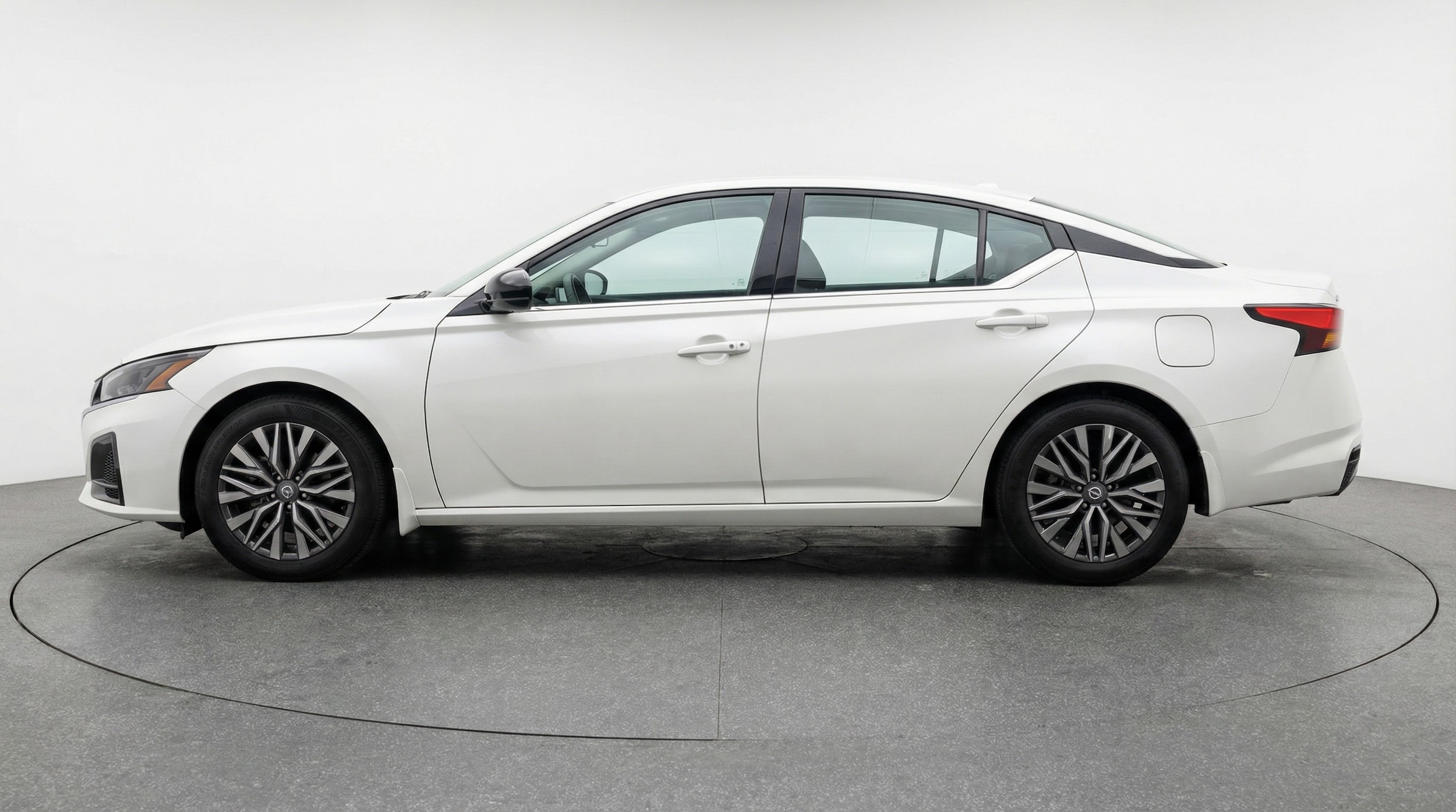 Thumbnail: 2025 Nissan Altima - 4