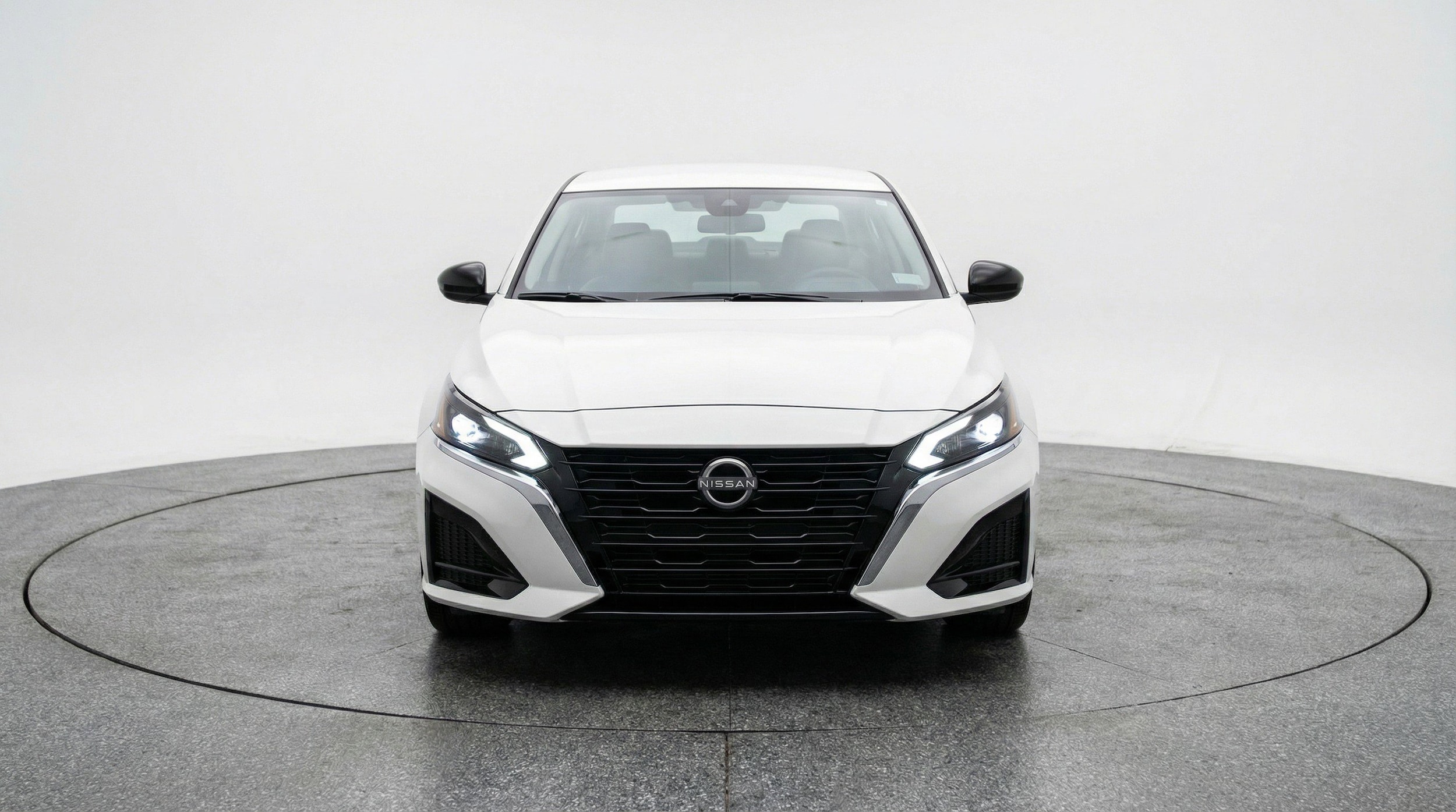 Thumbnail: 2025 Nissan Altima - 2
