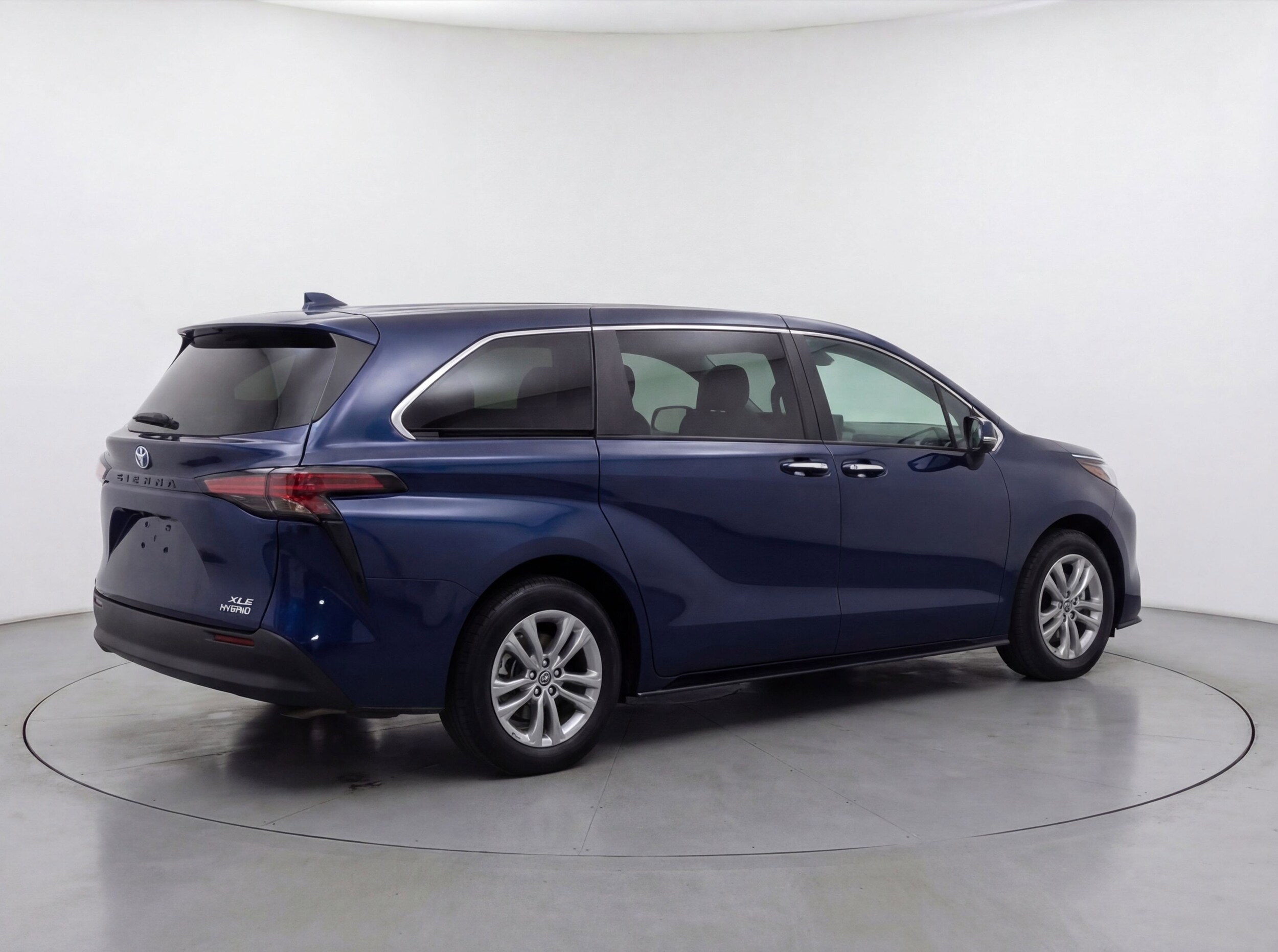 Thumbnail: 2024 Toyota Sienna - 9