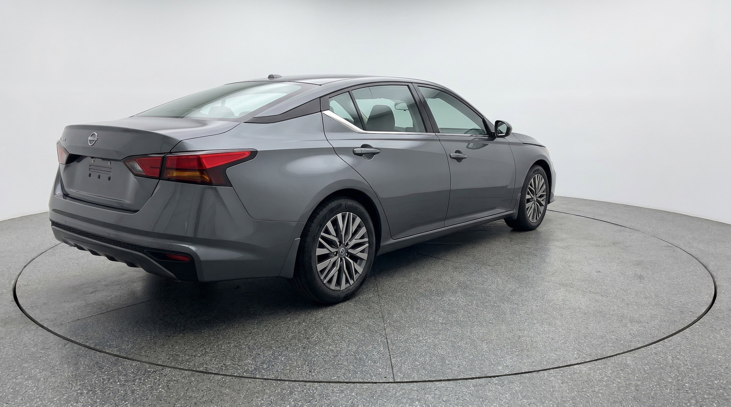 Thumbnail: 2025 Nissan Altima - 9