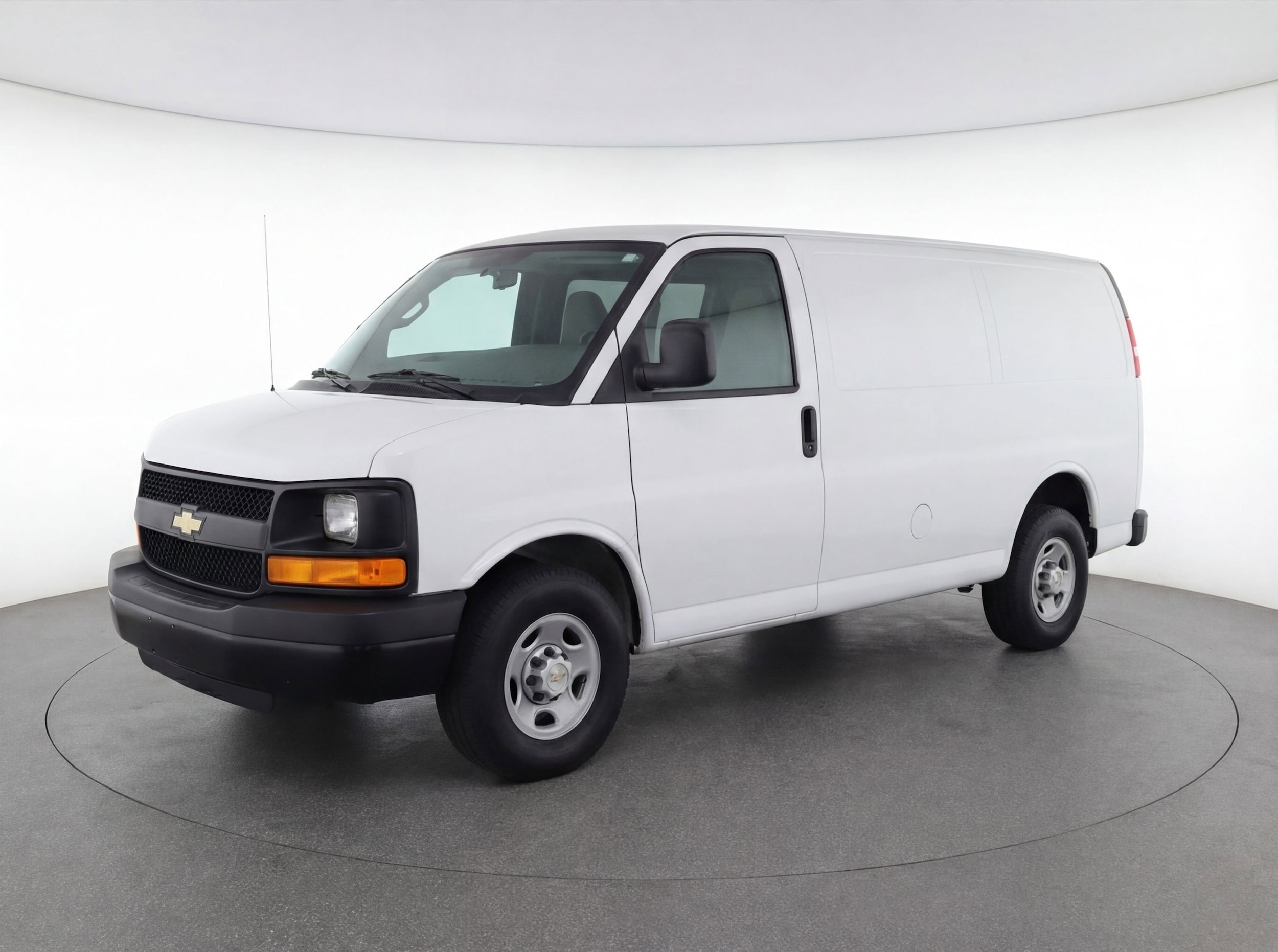 Thumbnail: 2025 Chevrolet Express - 3