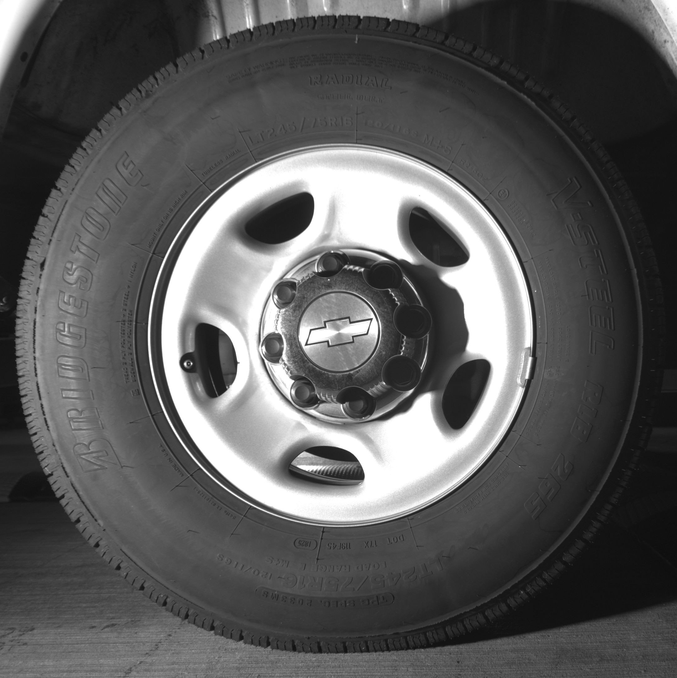 Thumbnail: 2025 Chevrolet Express - 15