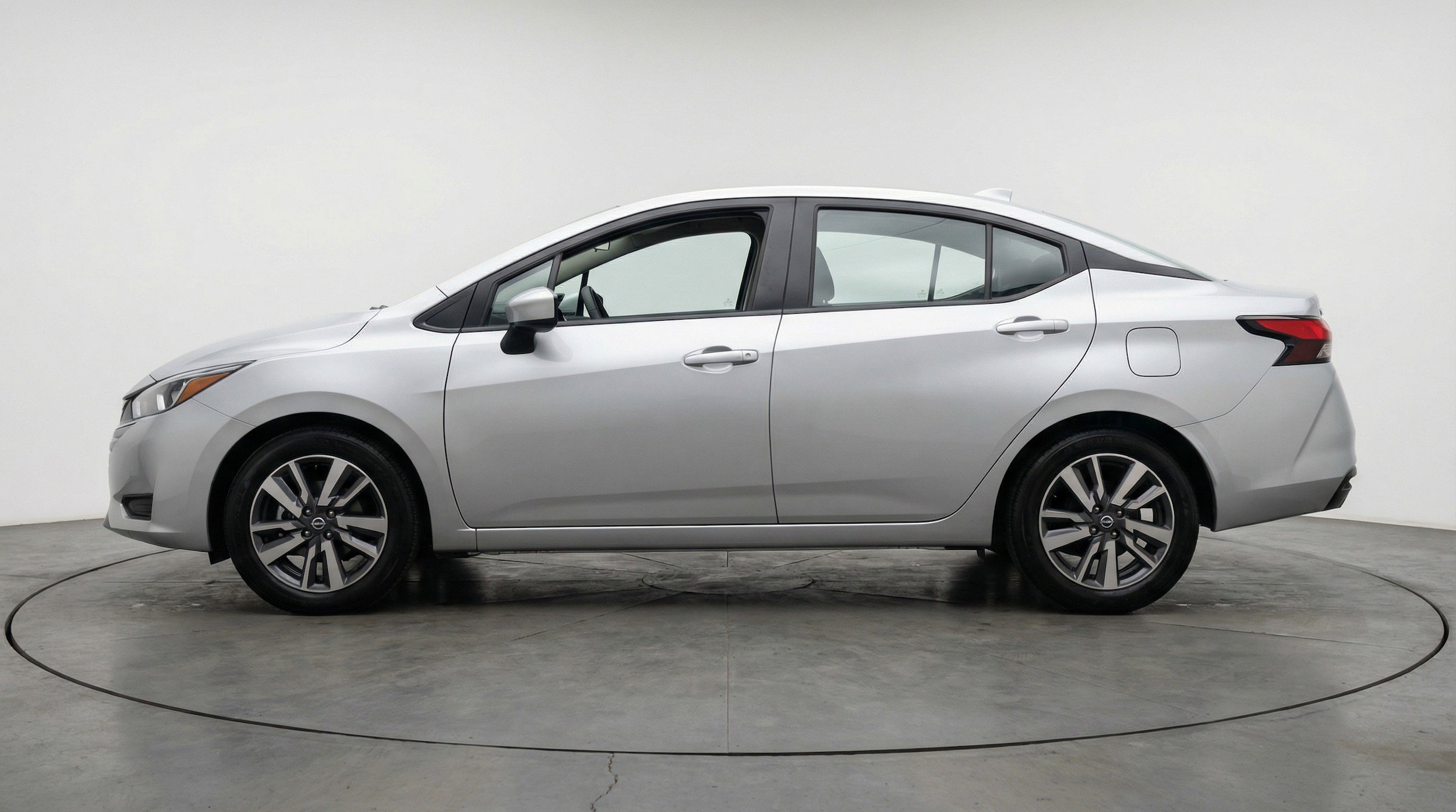 Thumbnail: 2025 Nissan Versa - 5