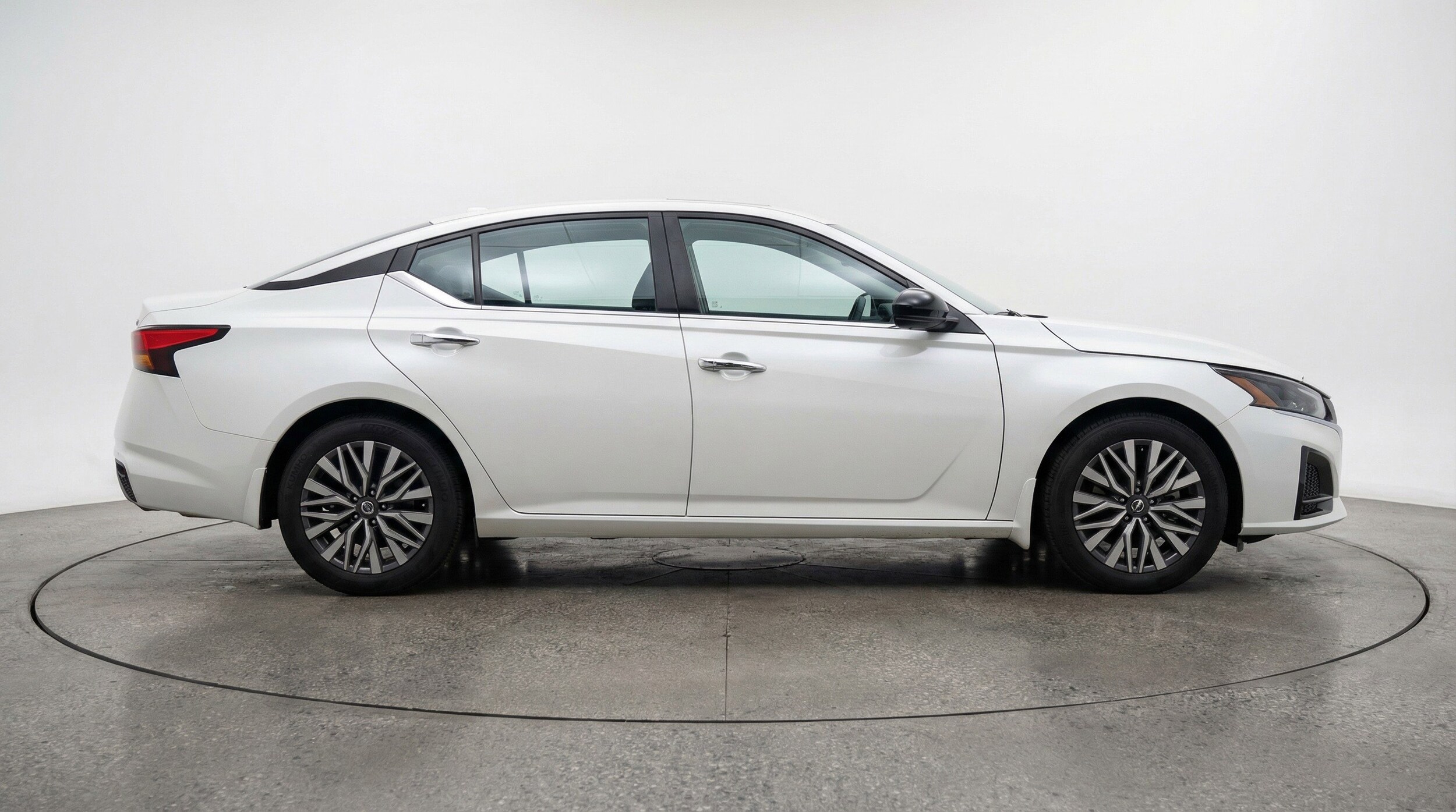 Thumbnail: 2025 Nissan Altima - 11
