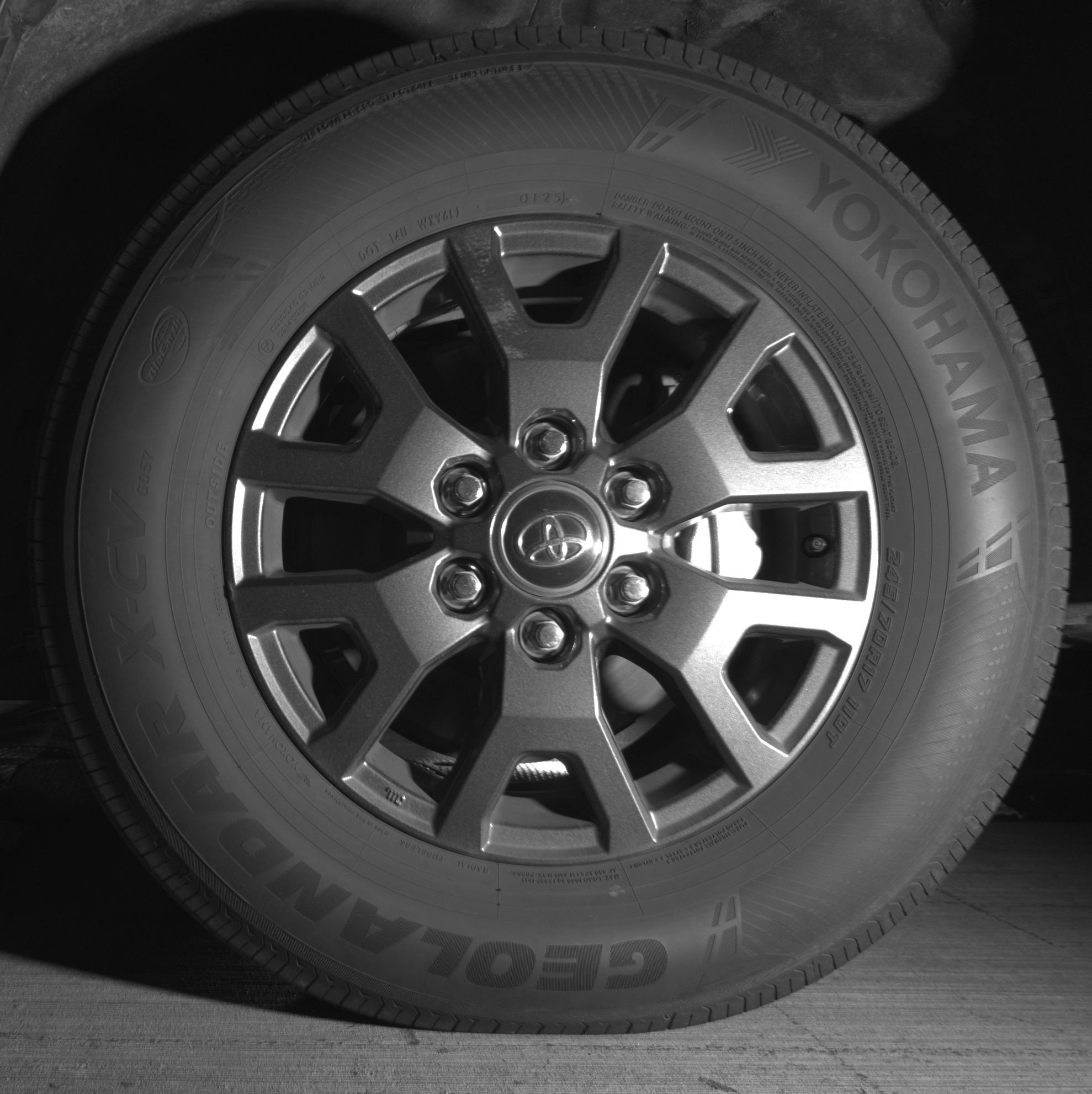 Thumbnail: 2025 Toyota 4Runner - 12