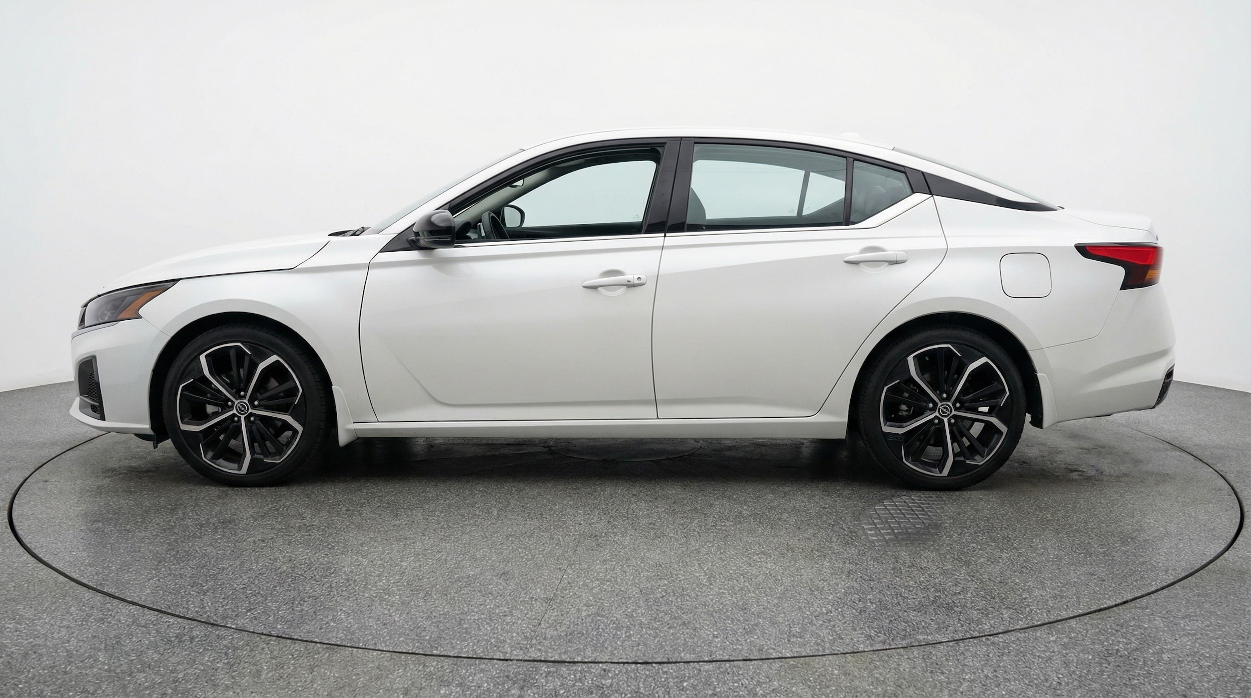 Thumbnail: 2025 Nissan Altima - 4