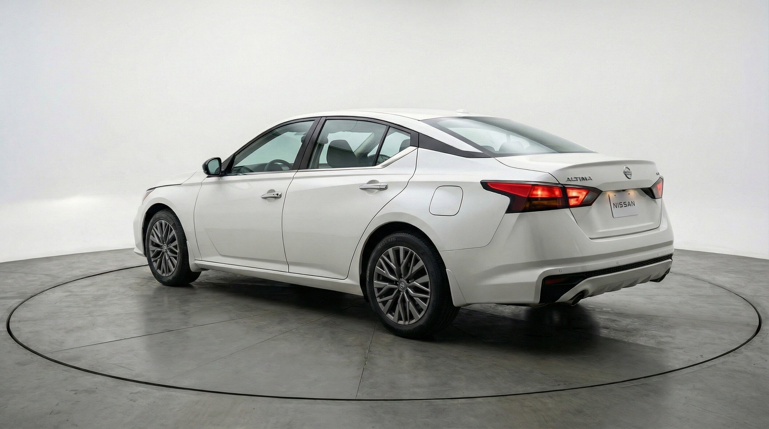 Thumbnail: 2025 Nissan Altima - 6