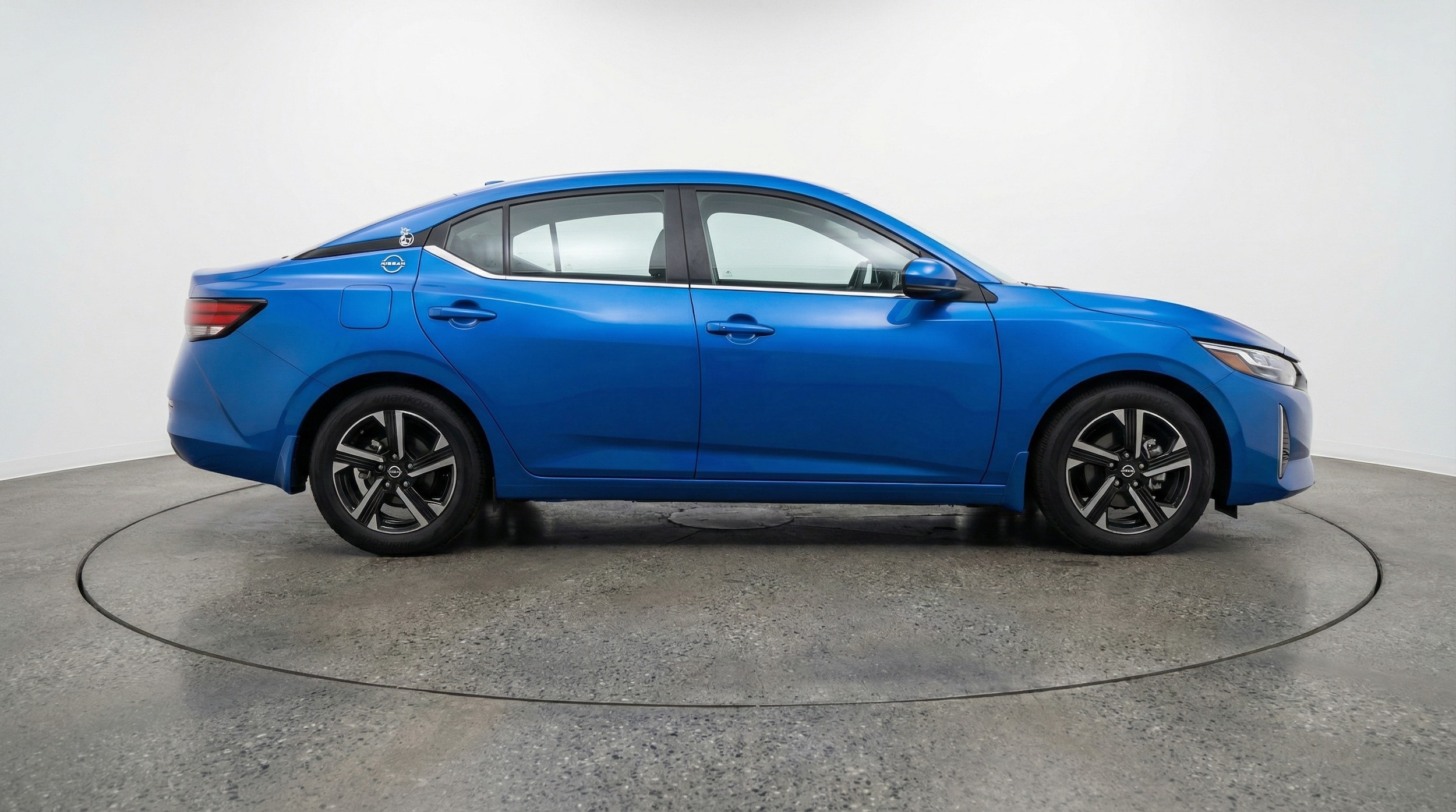 Thumbnail: 2025 Nissan Sentra - 8