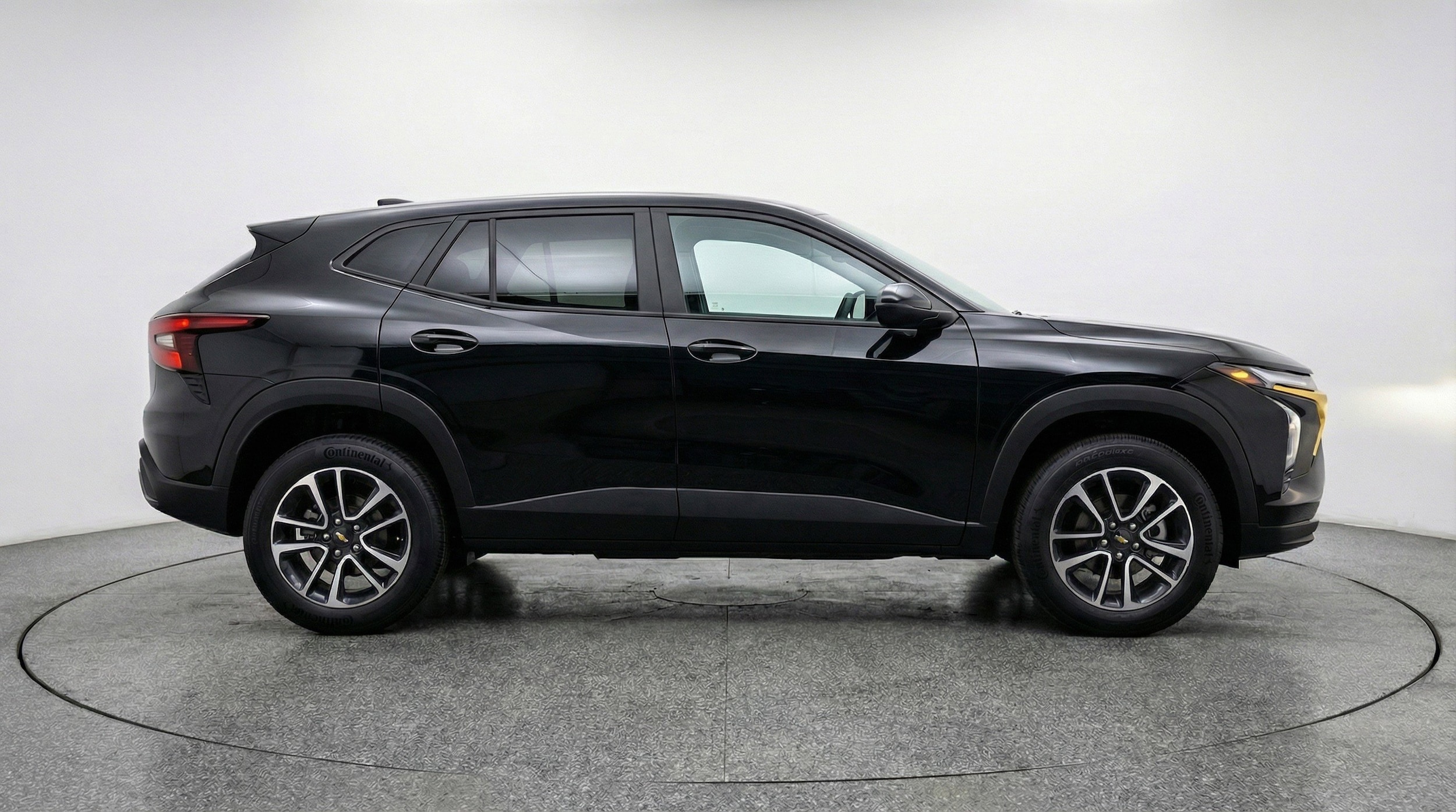 Thumbnail: 2025 Chevrolet TrailBlazer - 11